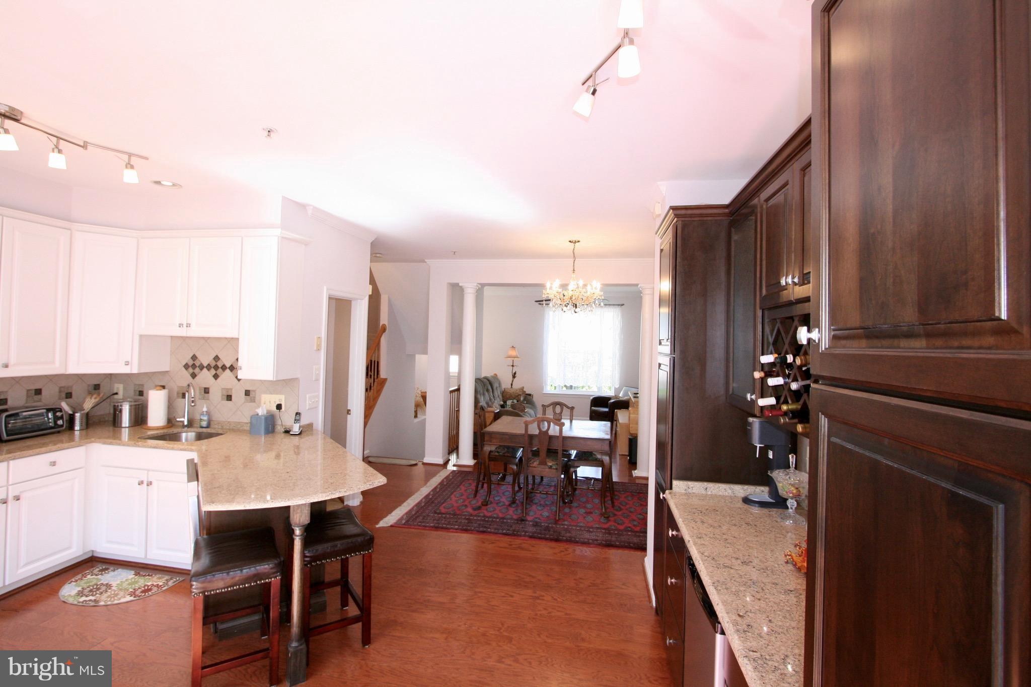 TOWNES AT CAMERON PARKE - Residential