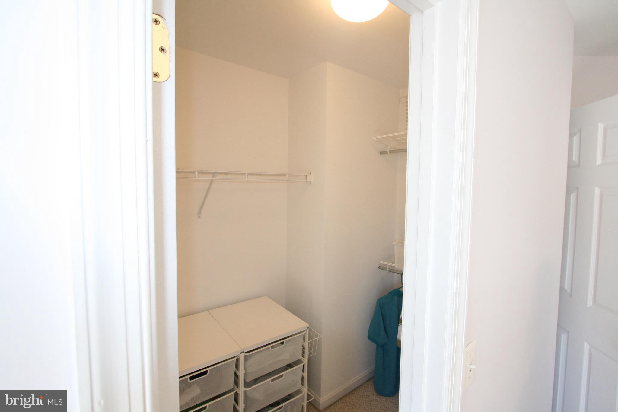 TOWNES AT CAMERON PARKE - Residential