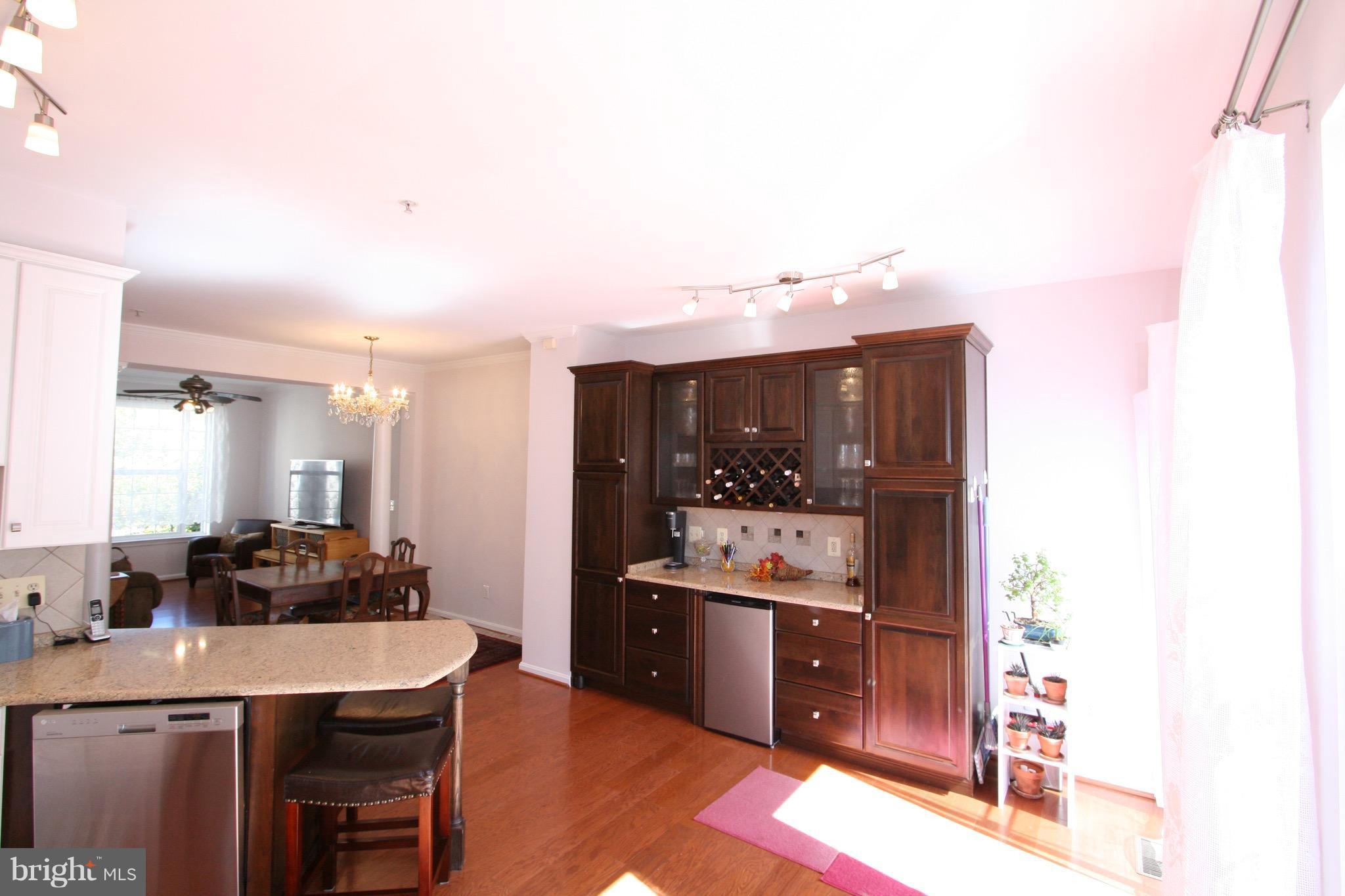 TOWNES AT CAMERON PARKE - Residential