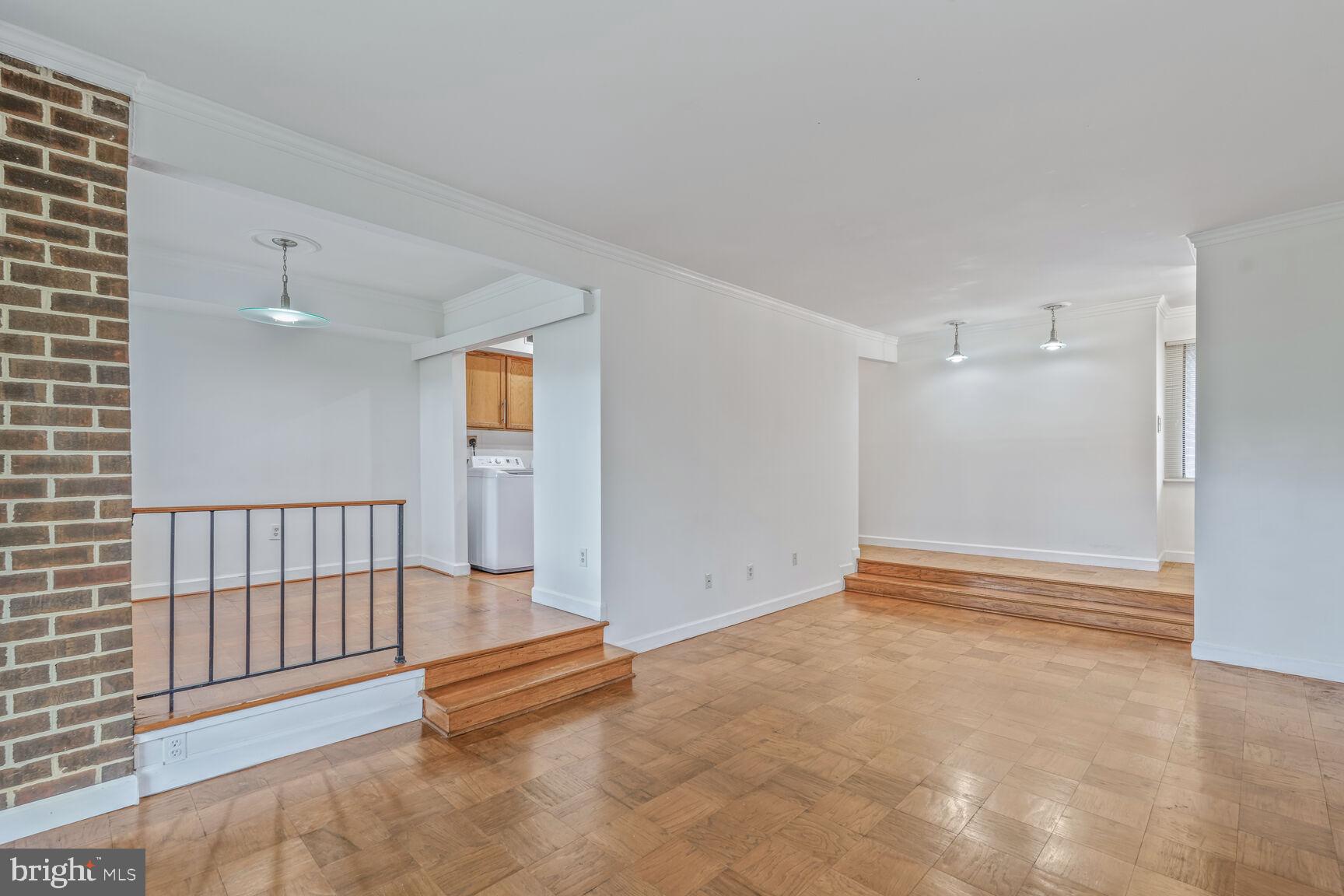 2113 WALSH VIEW TERRACE 9-301