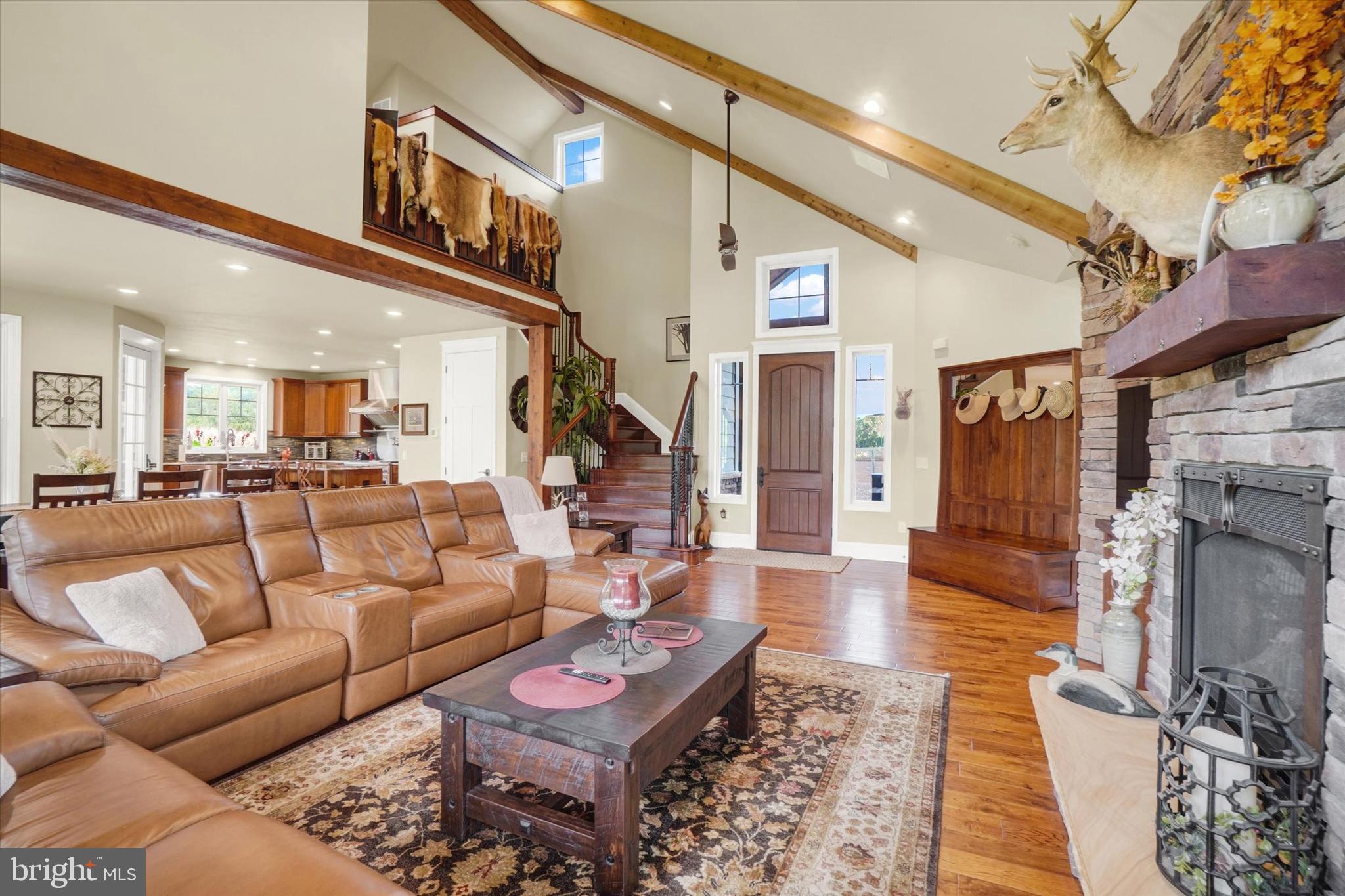 932 RAVER ROAD