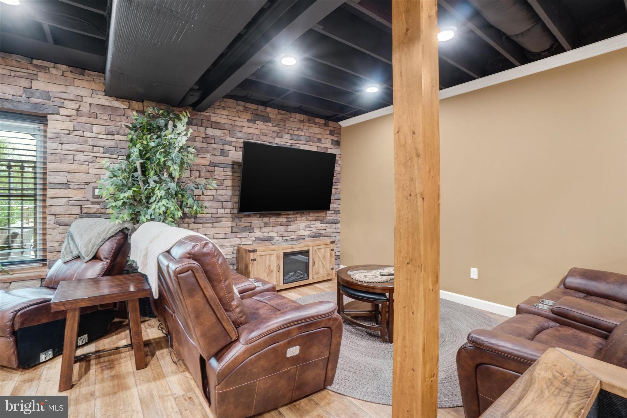 SHREWSBURY TWP - Residential