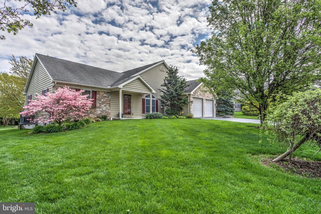 Photo of 377 Farmview Drive, East Earl, PA 17519 (MLS # PALA2050304)