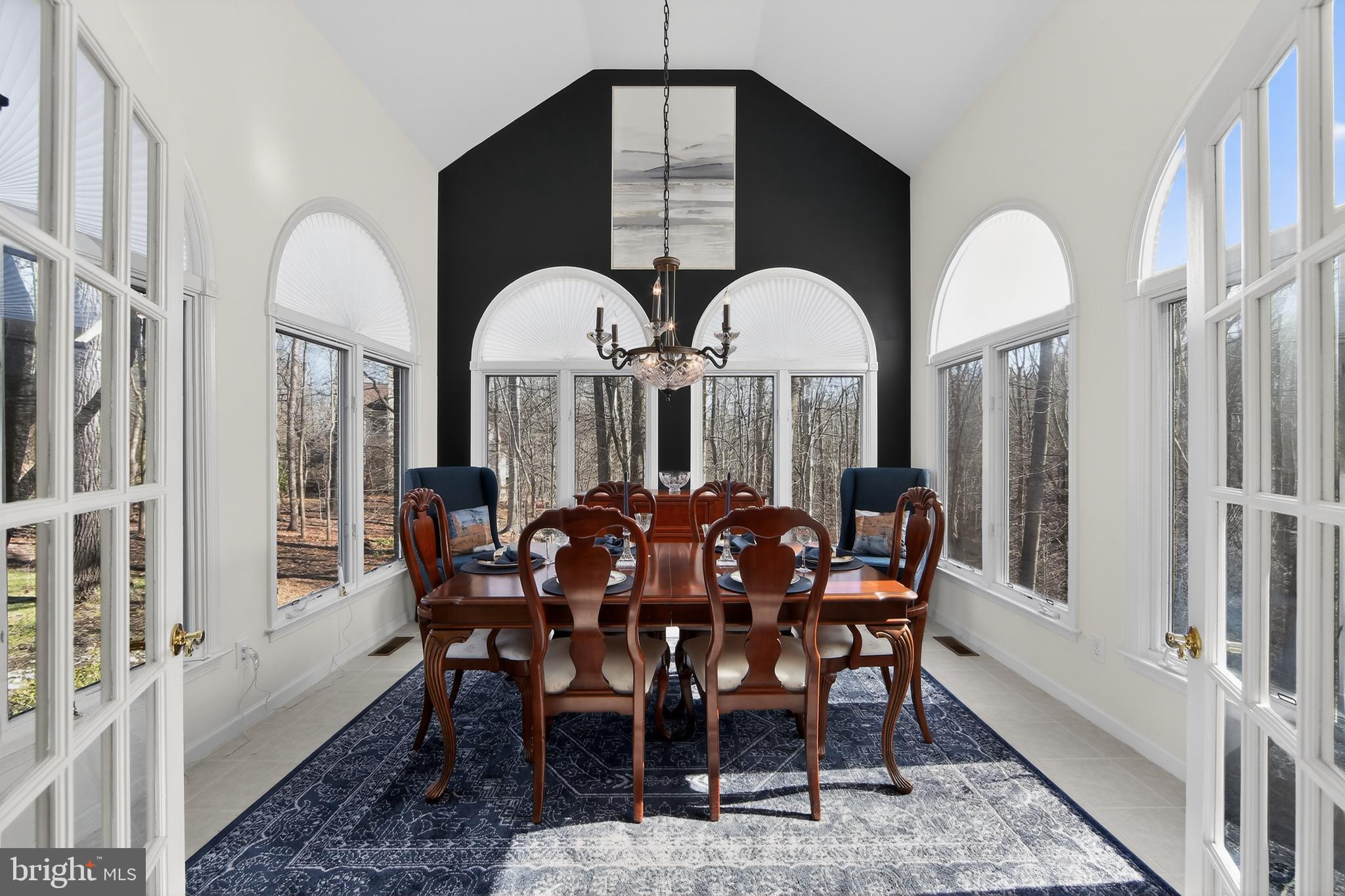 VIRGINIA GLEN - Residential