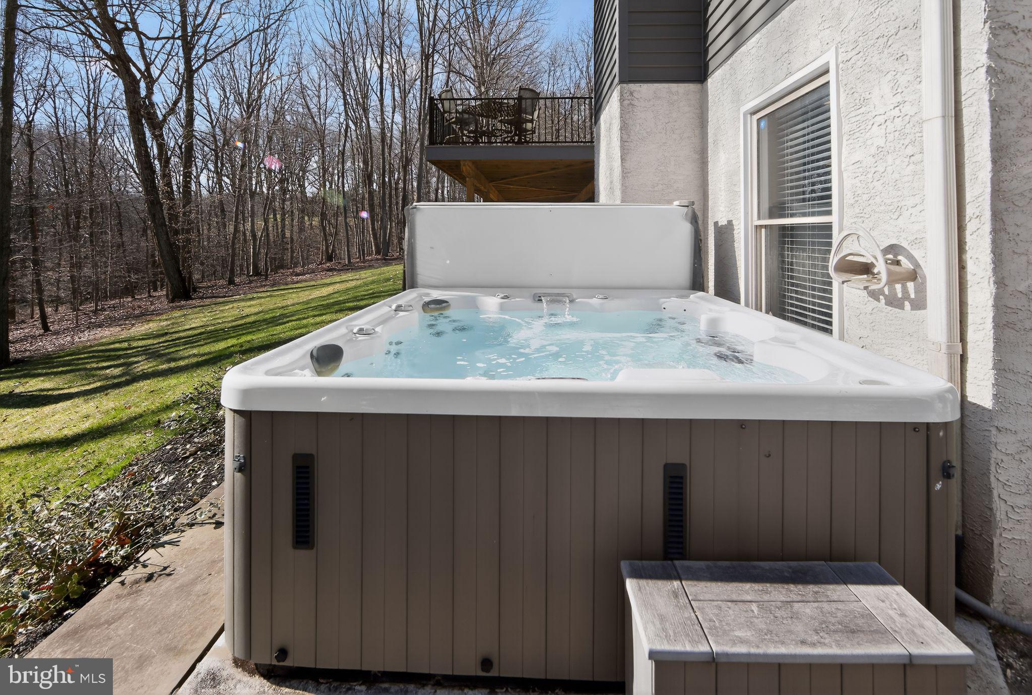 VIRGINIA GLEN - Residential