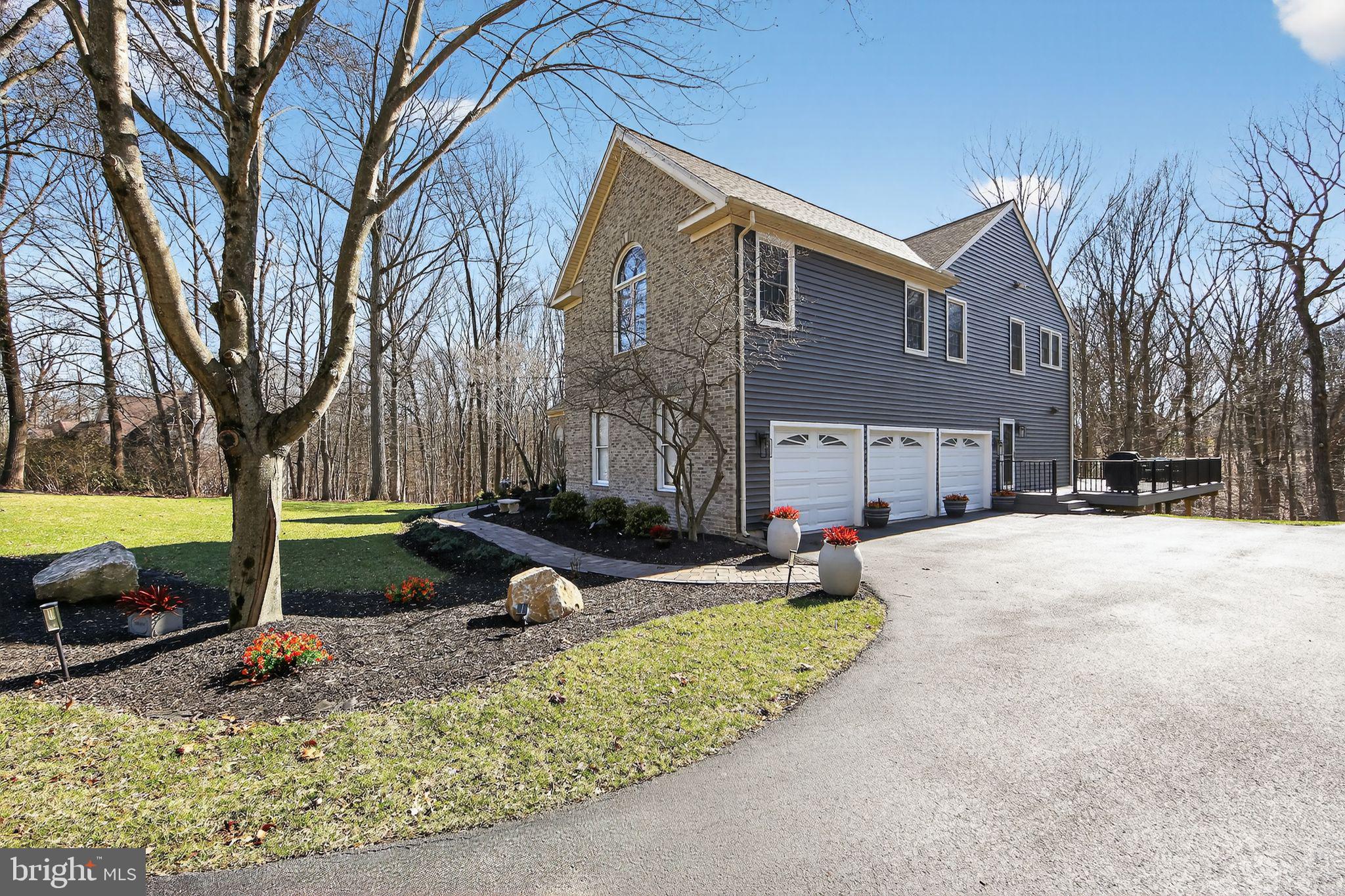 VIRGINIA GLEN - Residential