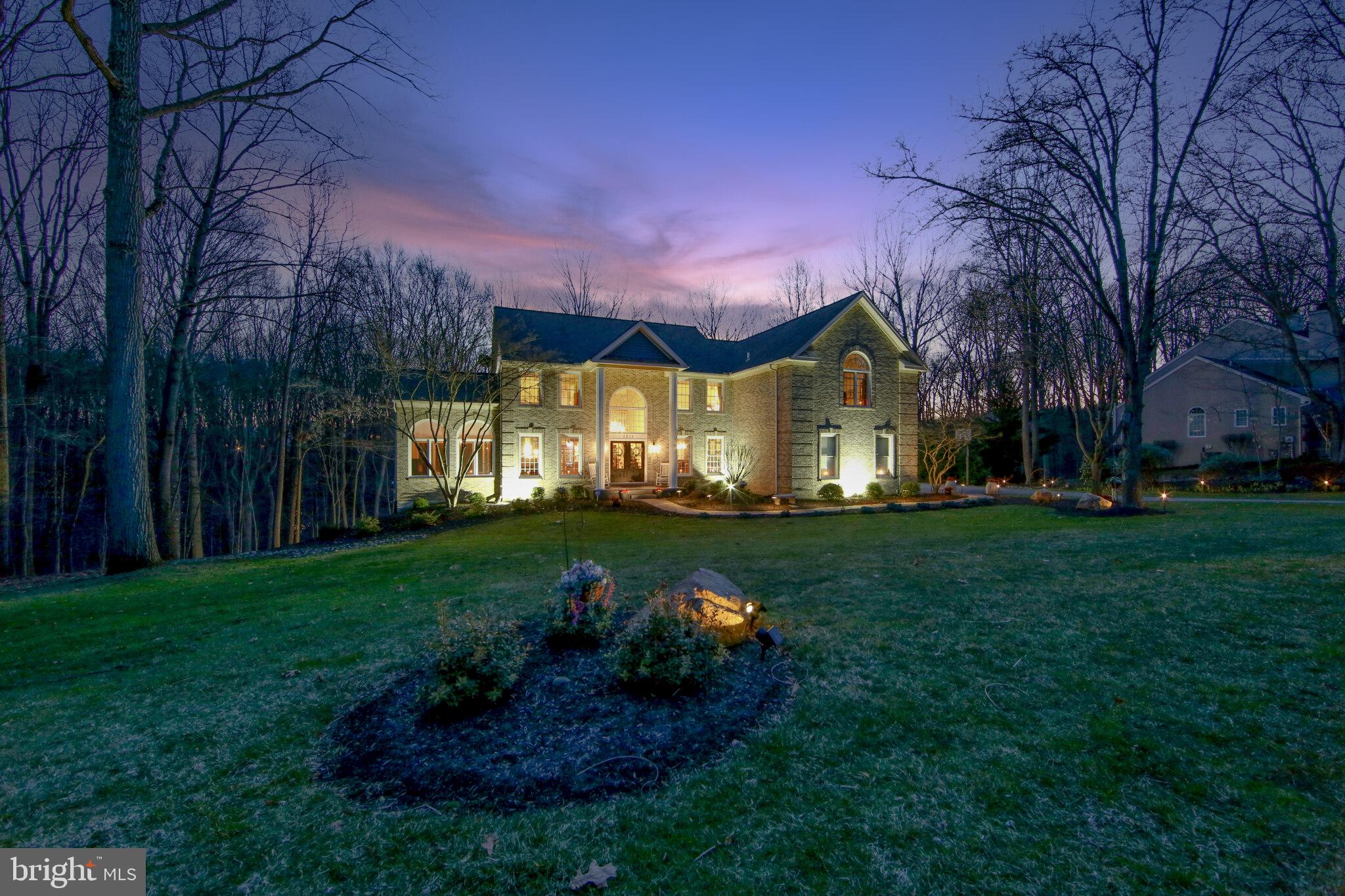 VIRGINIA GLEN - Residential