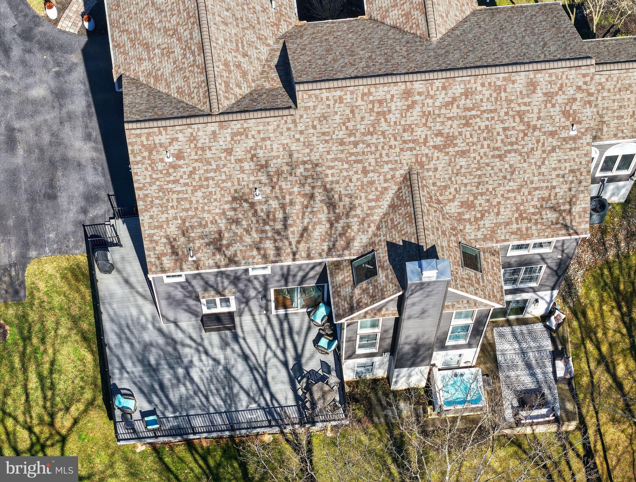 VIRGINIA GLEN - Residential