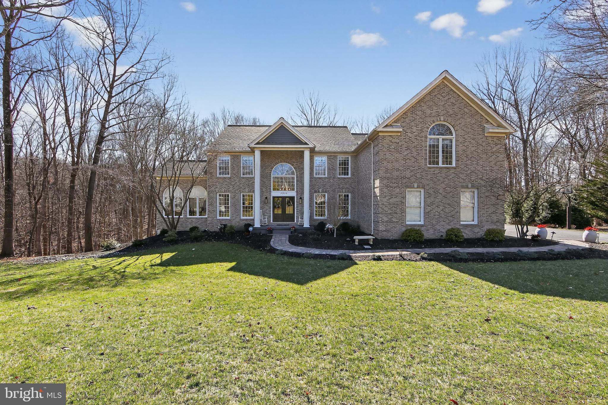 VIRGINIA GLEN - Residential