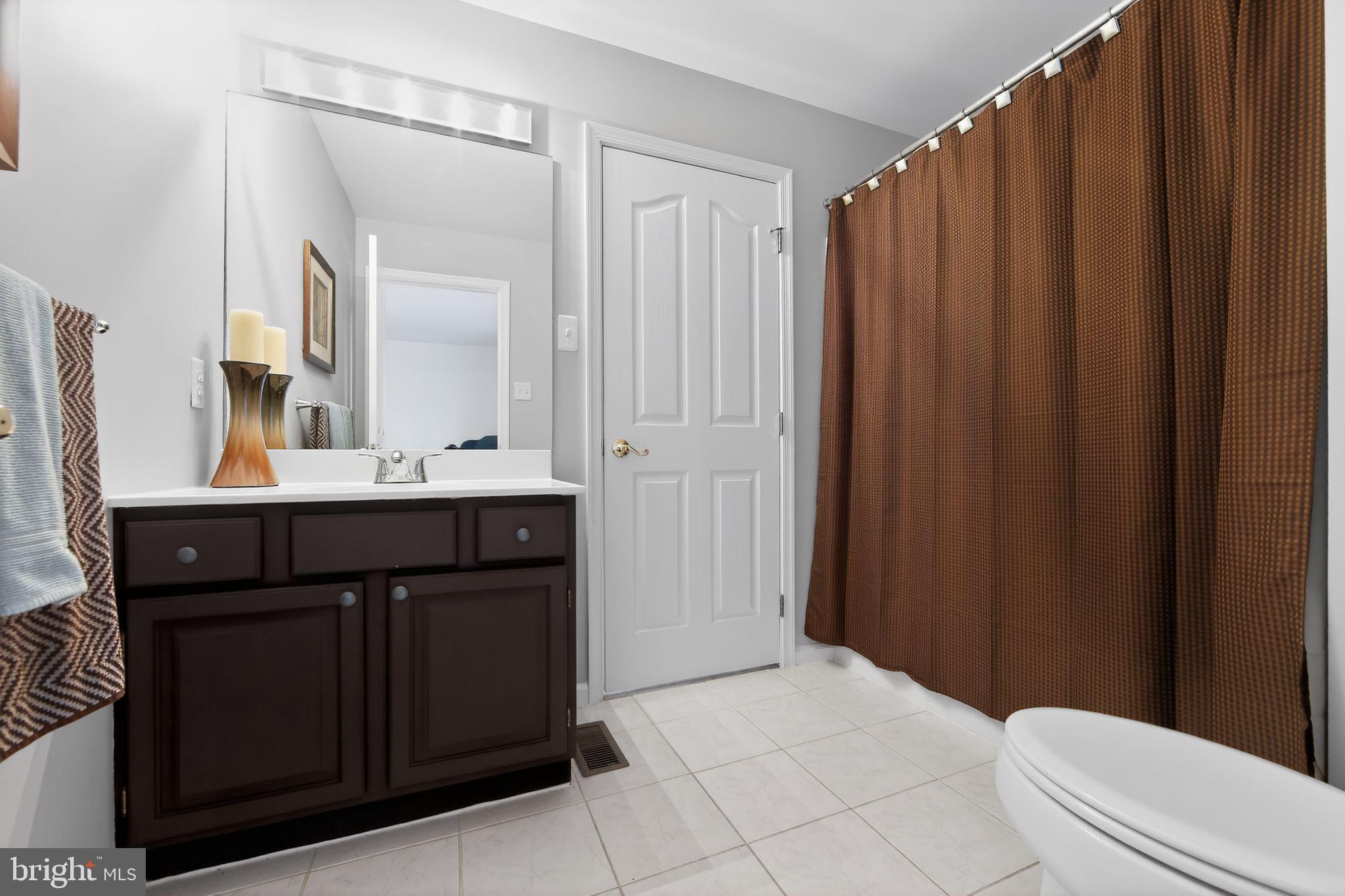 VIRGINIA GLEN - Residential