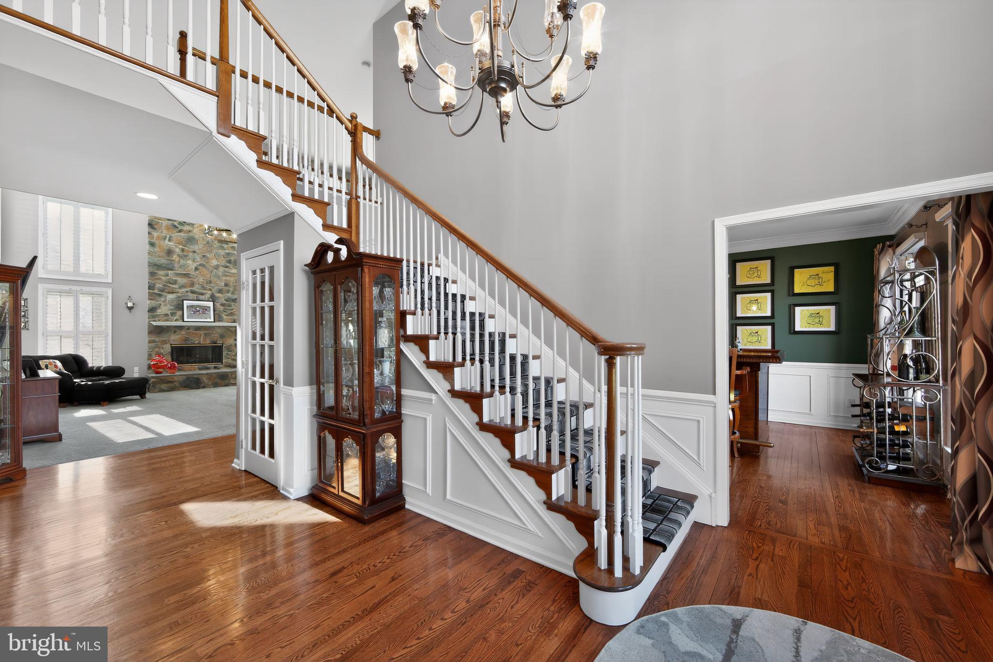 VIRGINIA GLEN - Residential