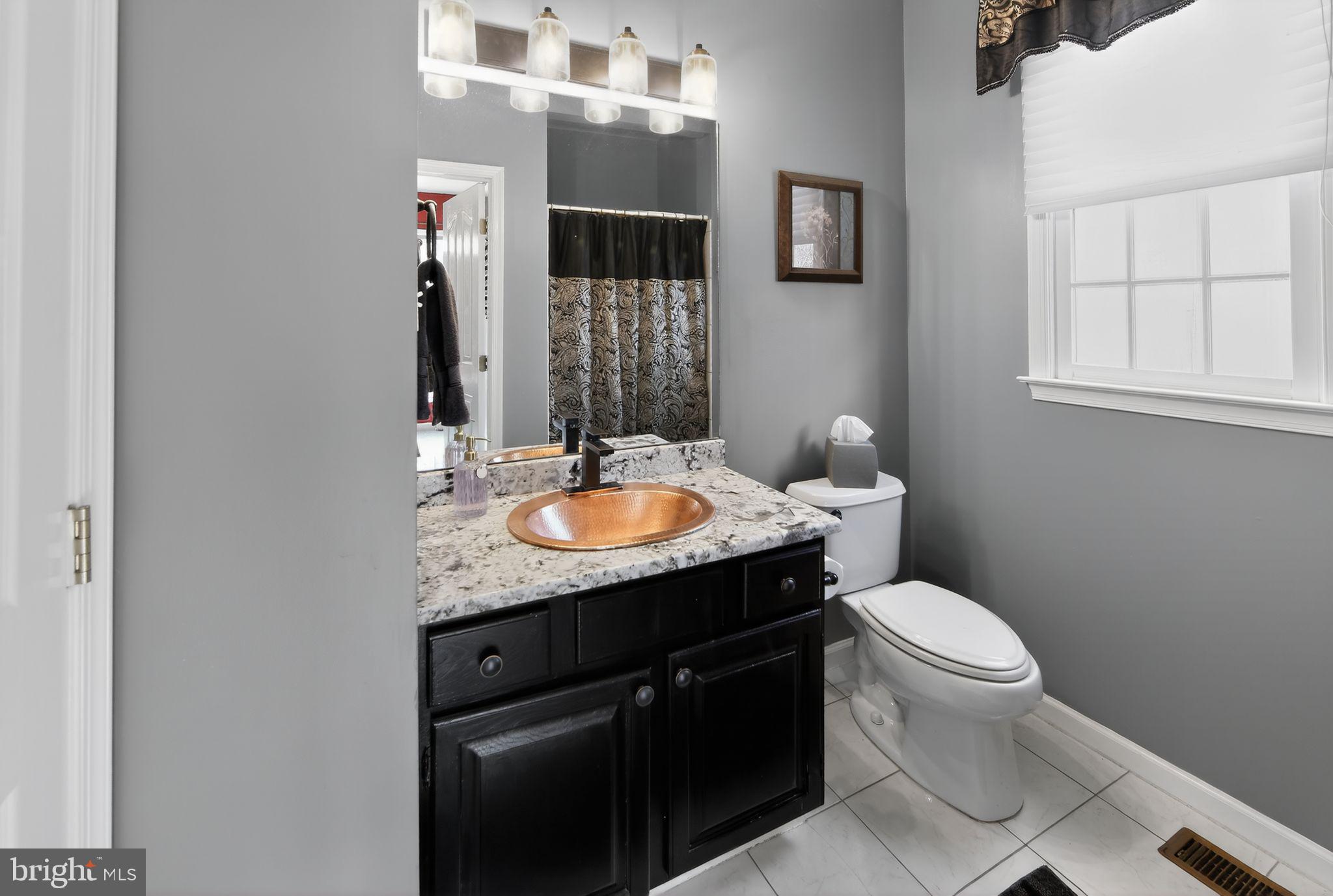 VIRGINIA GLEN - Residential