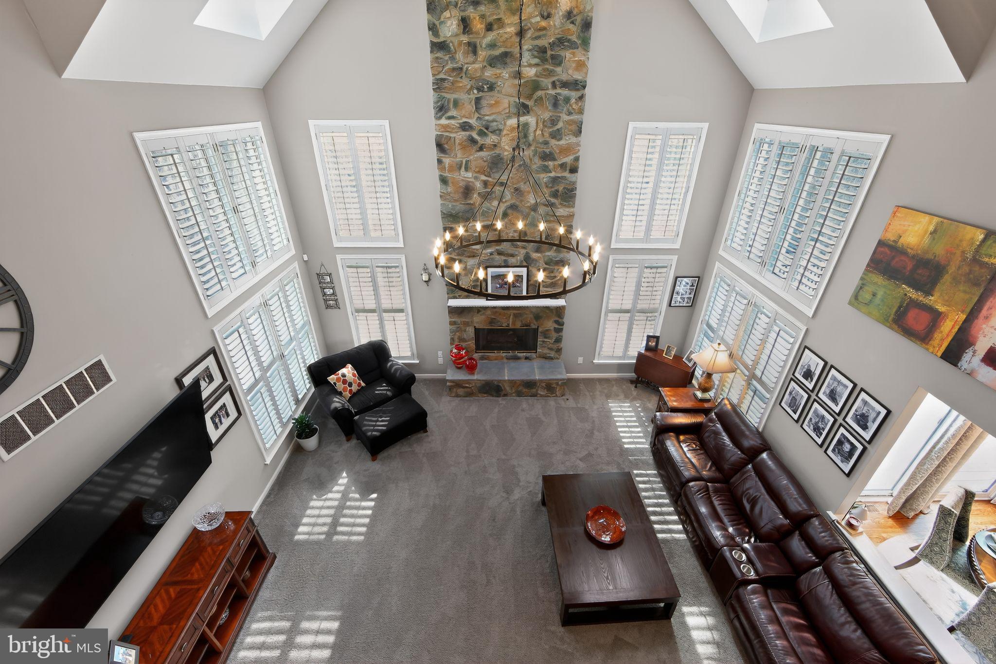 VIRGINIA GLEN - Residential