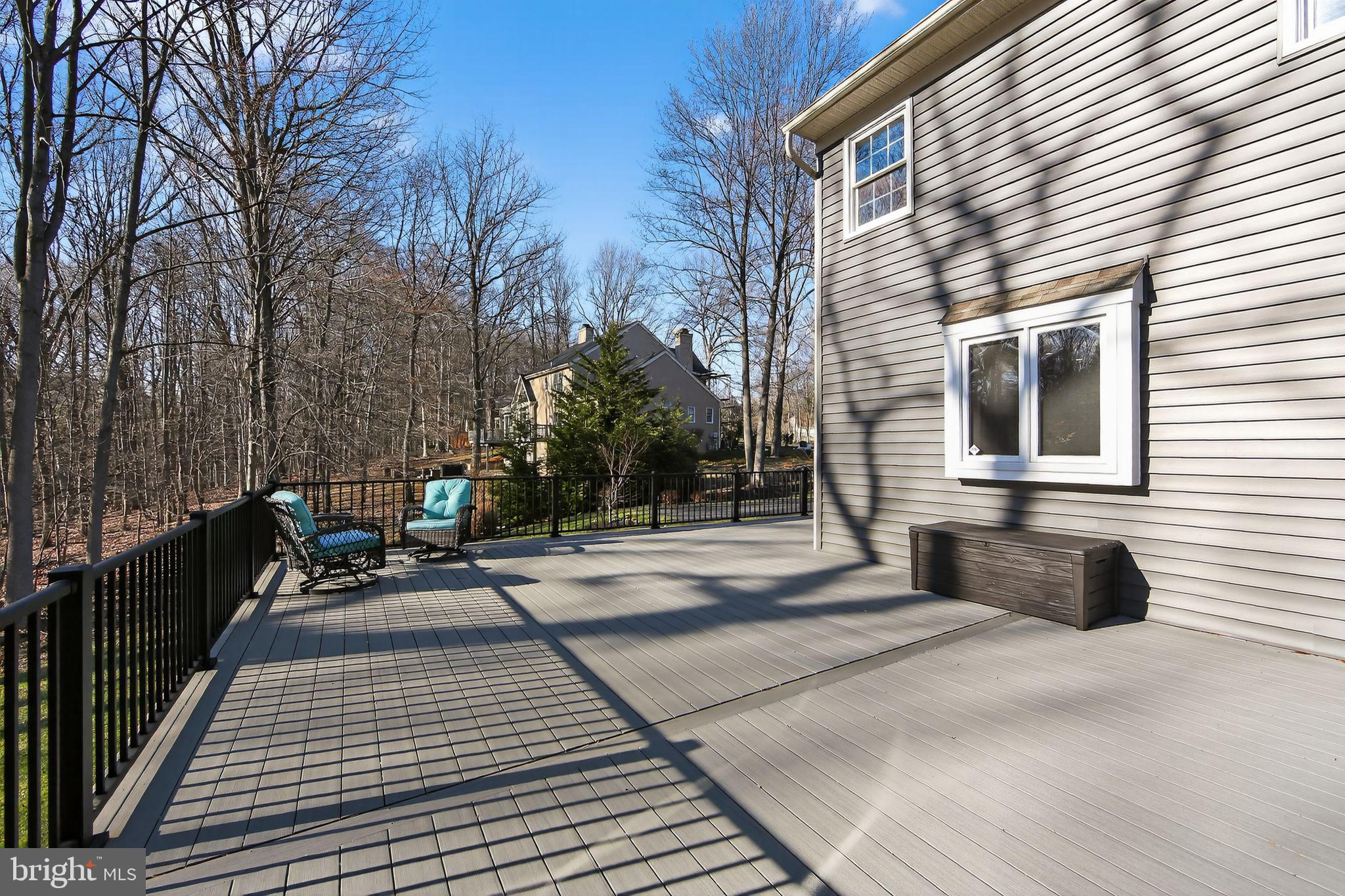 VIRGINIA GLEN - Residential