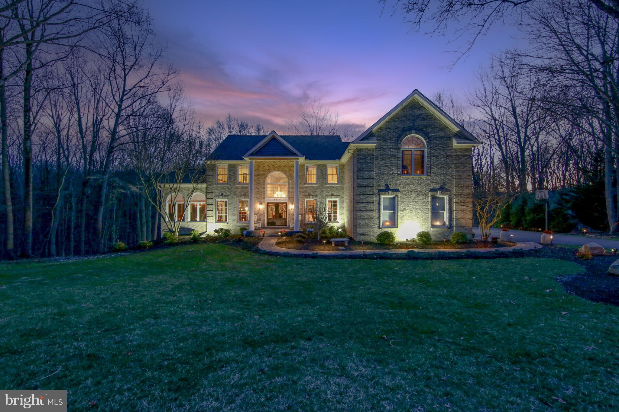 VIRGINIA GLEN - Residential