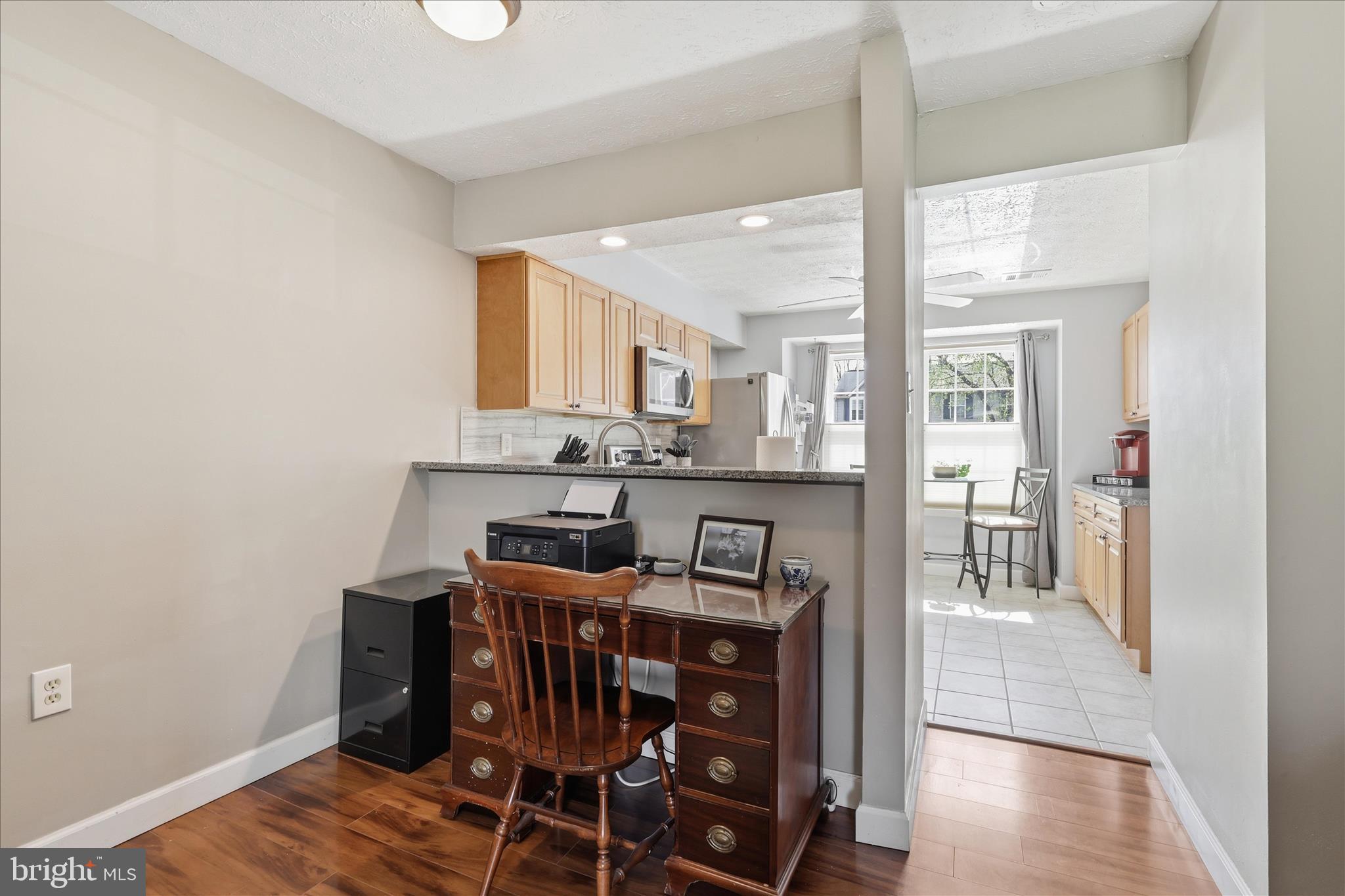 EXETER - Residential