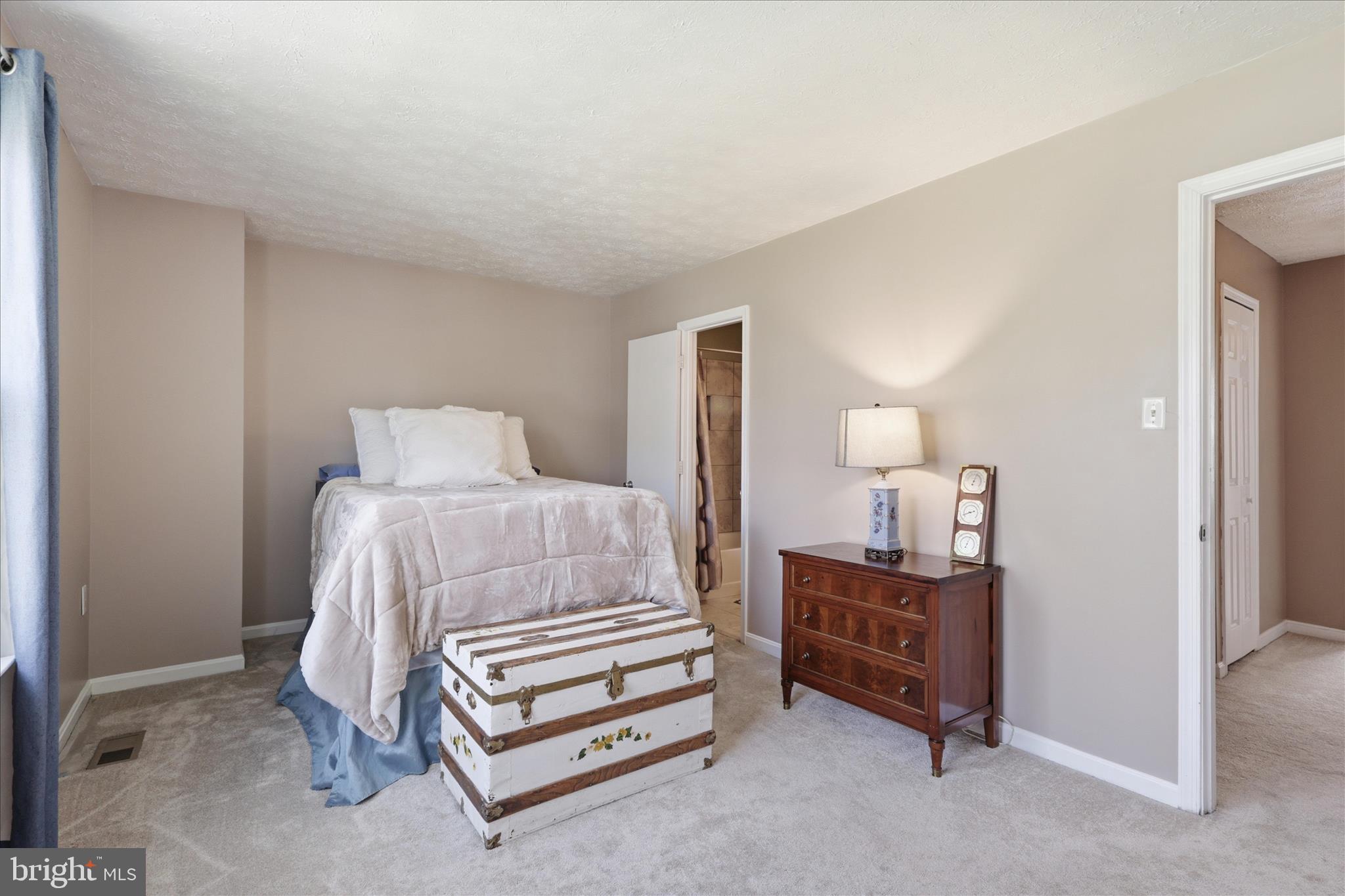 EXETER - Residential