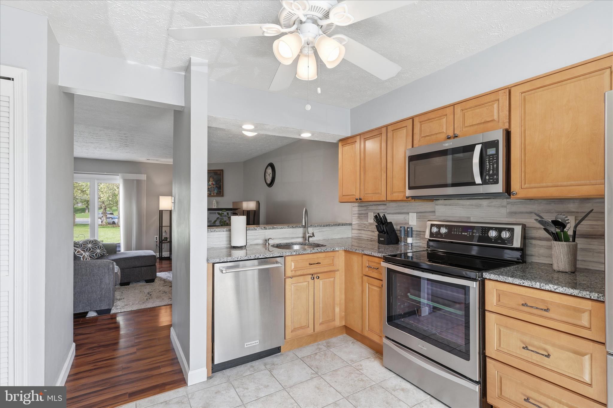 EXETER - Residential