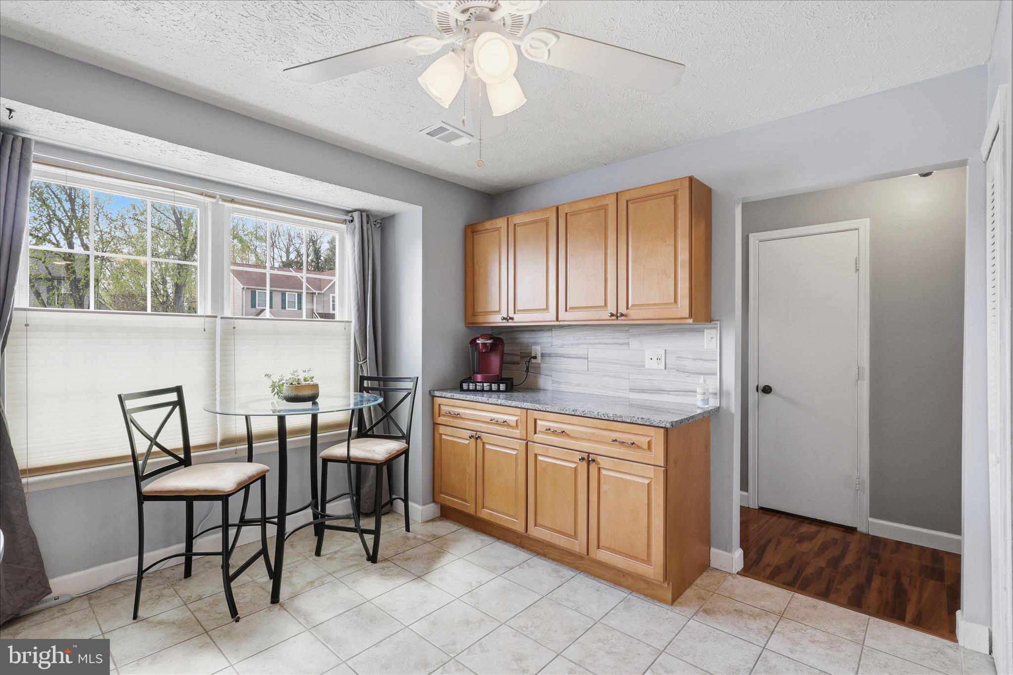 EXETER - Residential