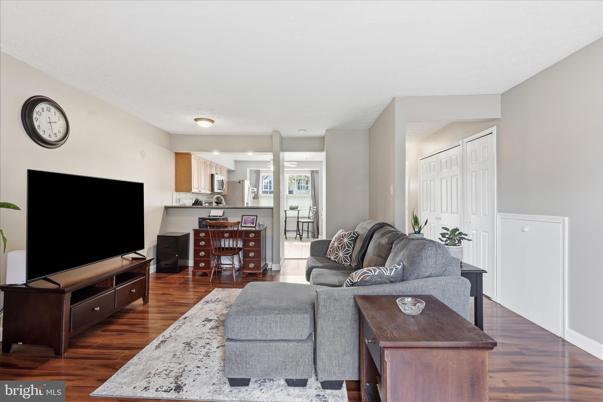 EXETER - Residential