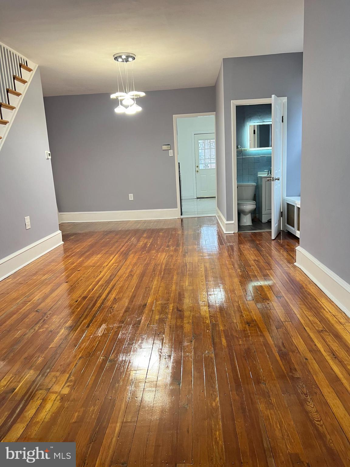 LAWNCREST - Residential