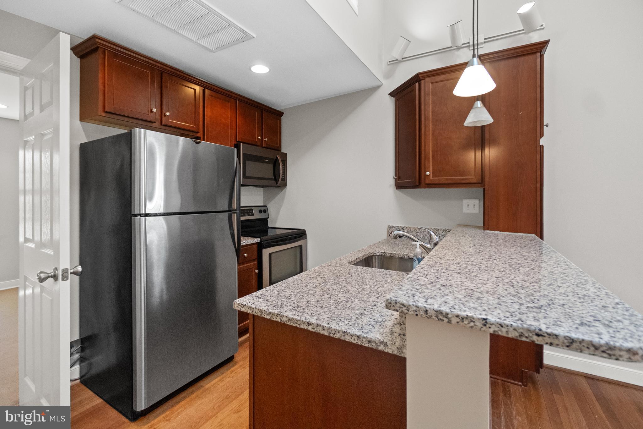 MUSEUM DISTRICT - Residential