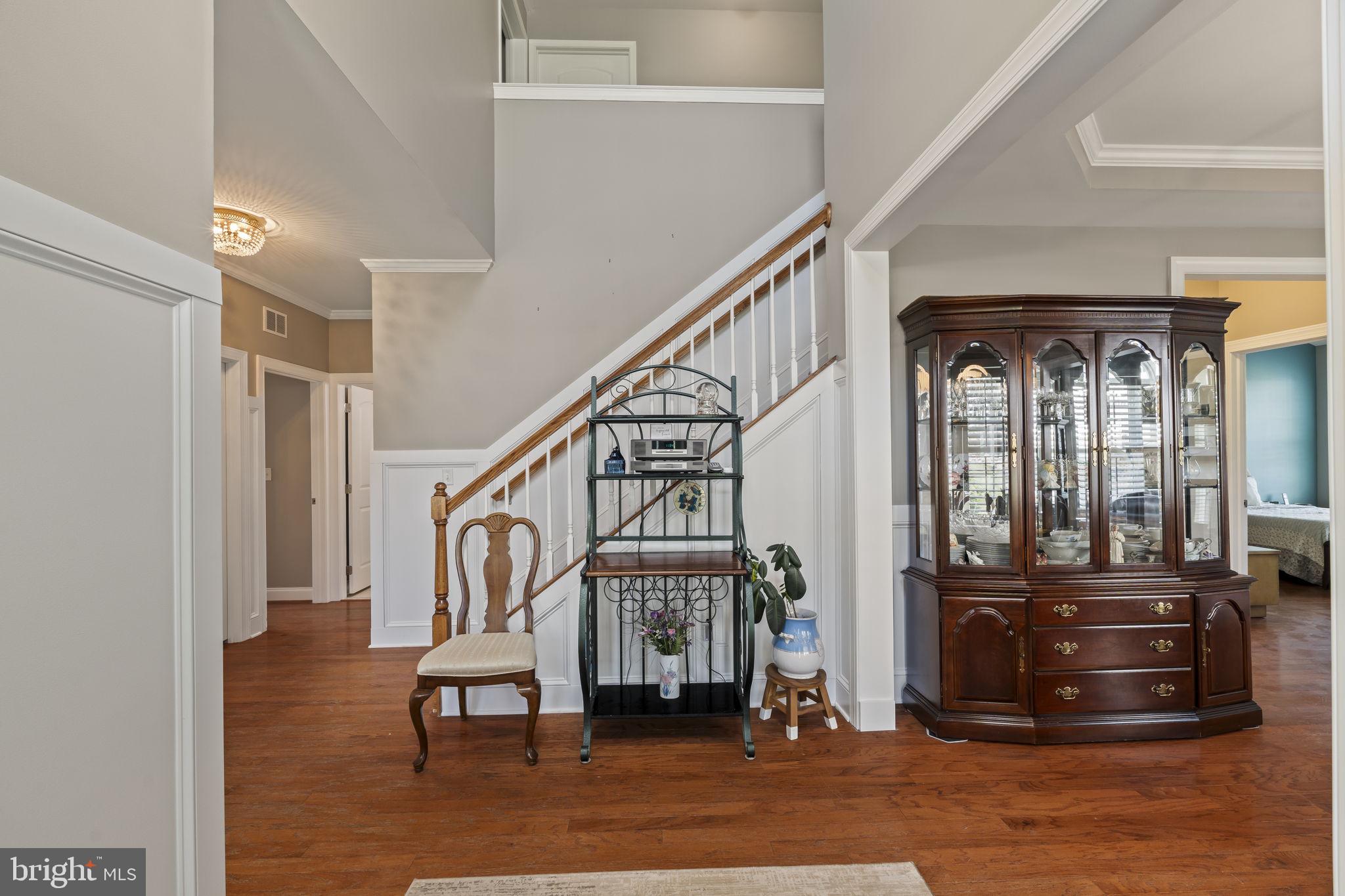1733 WISTERIA LANE 29