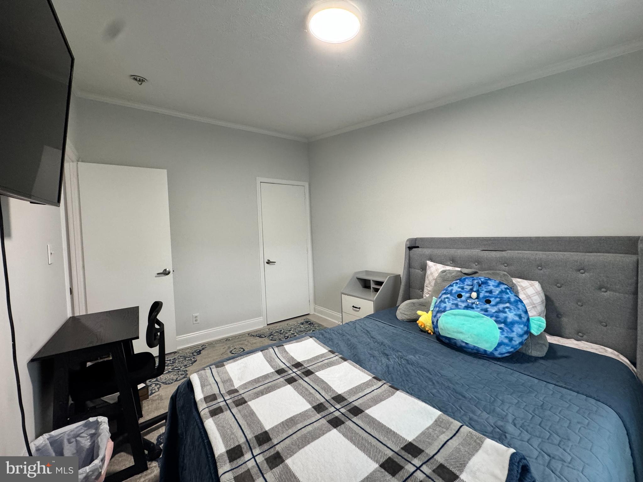 COUNTRY ESTATES - Residential