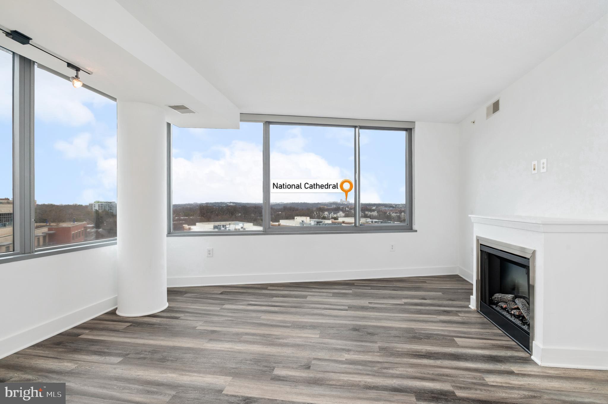 2001 15TH STREET N 805