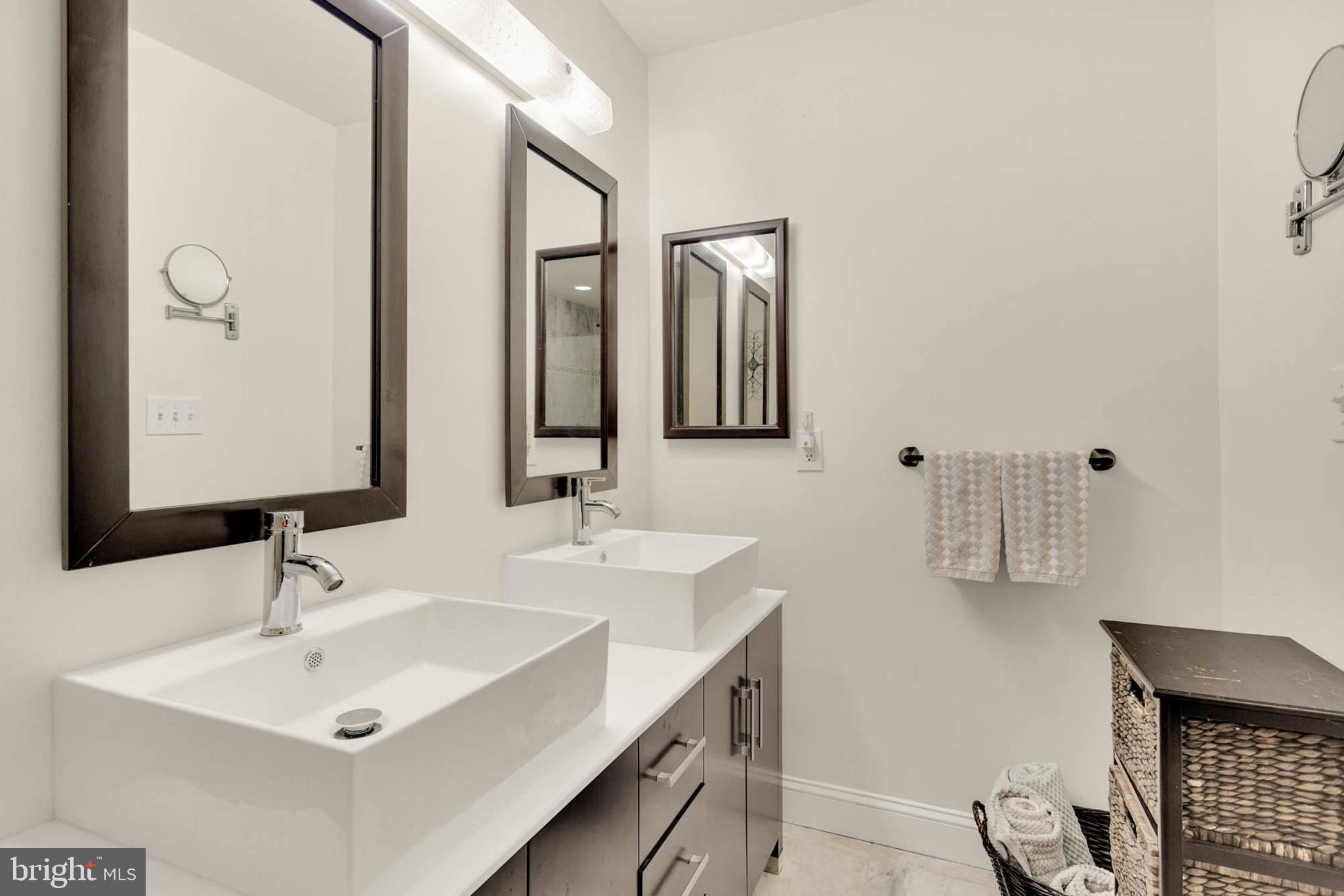 GREENE FIELDS - Residential