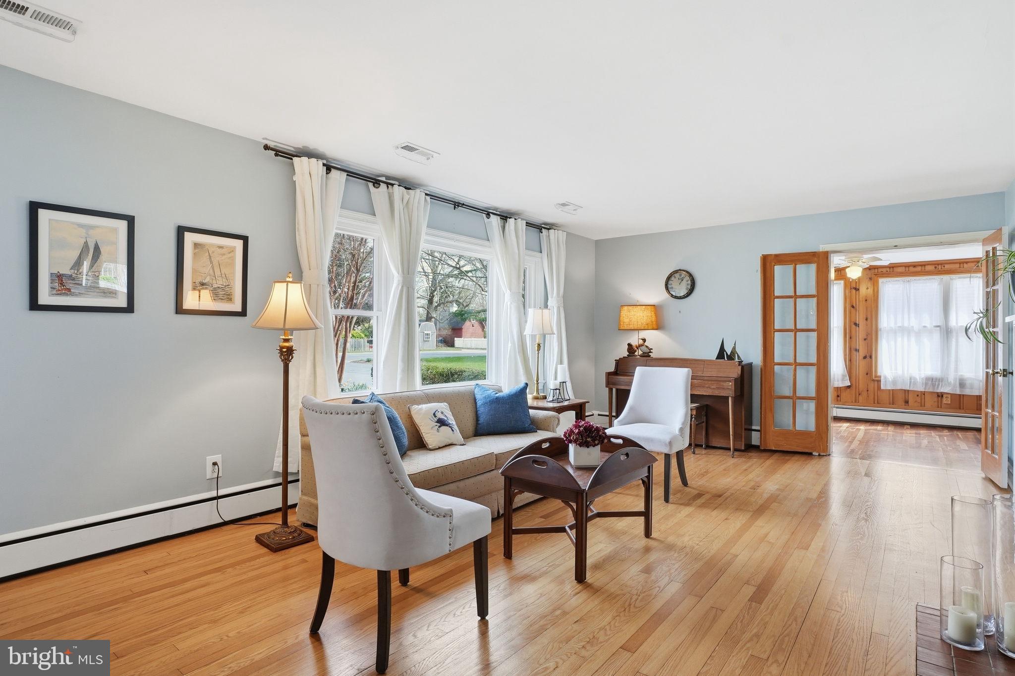 619 S WASHINGTON STREET