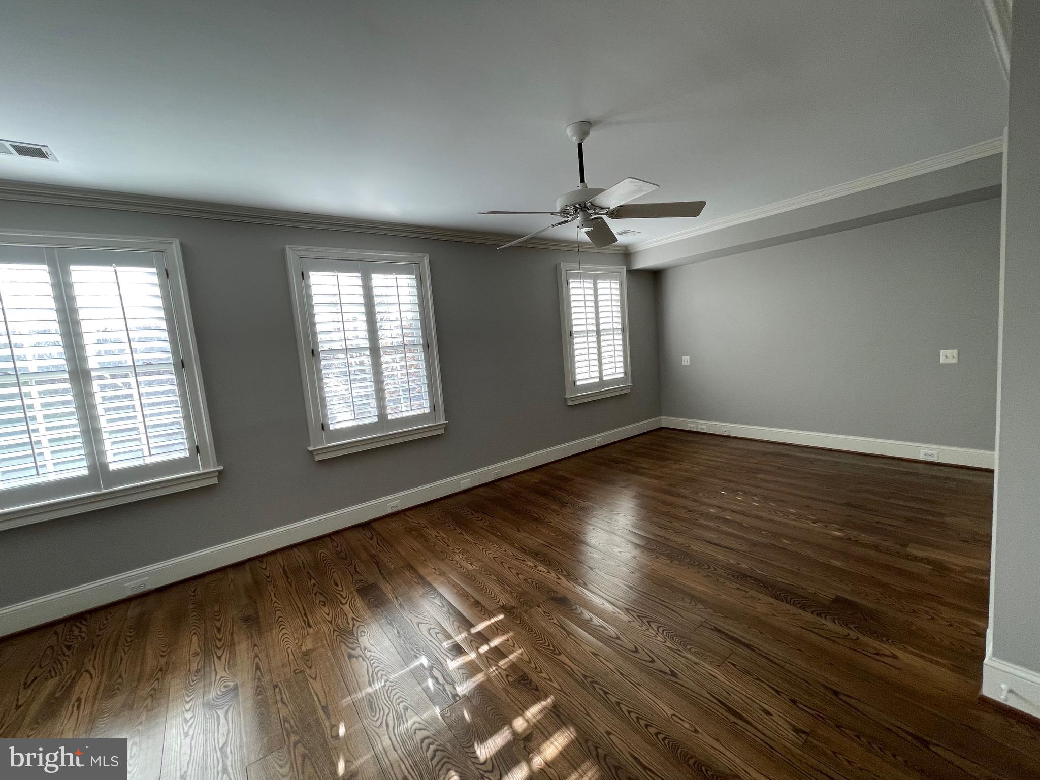 KINGS MANOR SCOTTS - Residential Lease