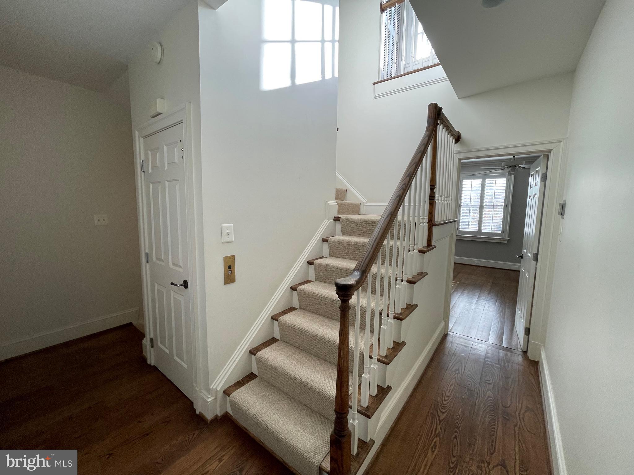 KINGS MANOR SCOTTS - Residential Lease