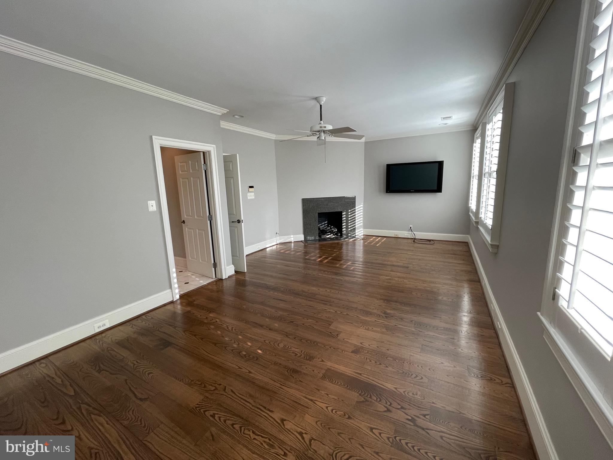 KINGS MANOR SCOTTS - Residential Lease