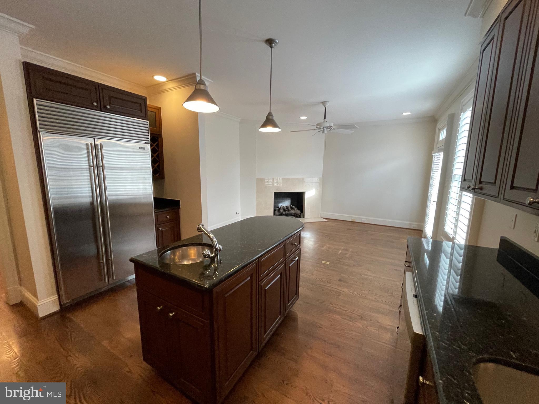 KINGS MANOR SCOTTS - Residential Lease