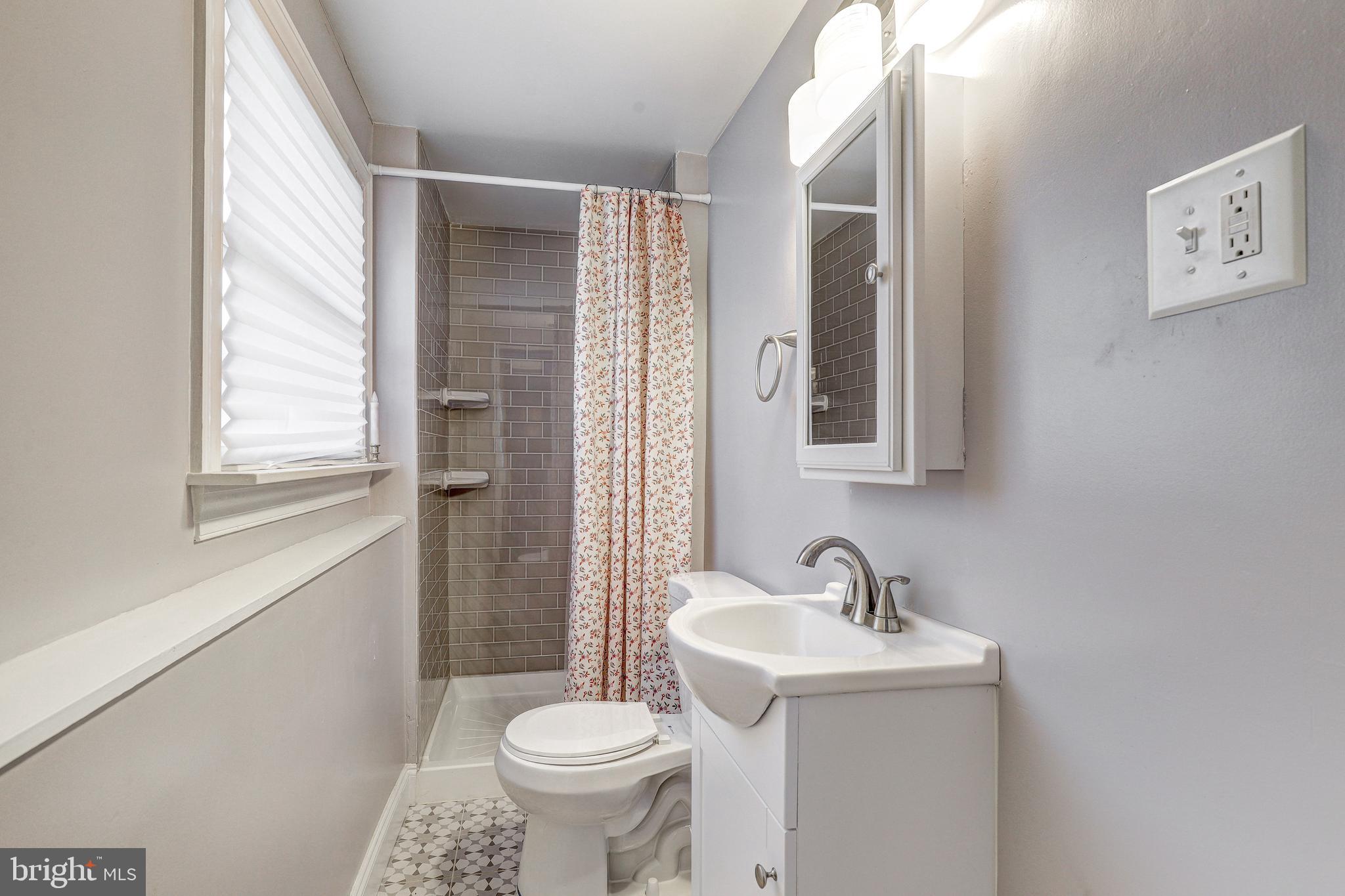 PINE VALLEY - Residential Lease