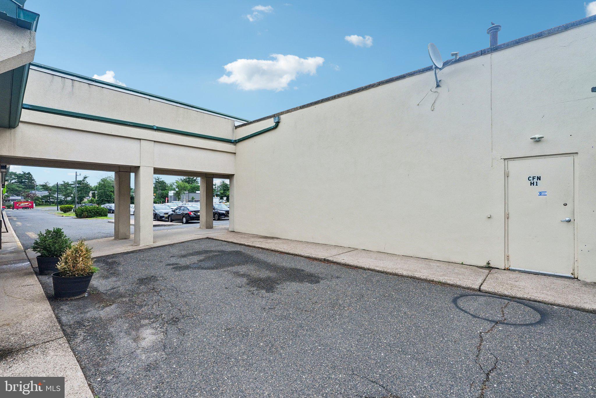 320 BEVERLY-RANCOCAS ROAD 1I