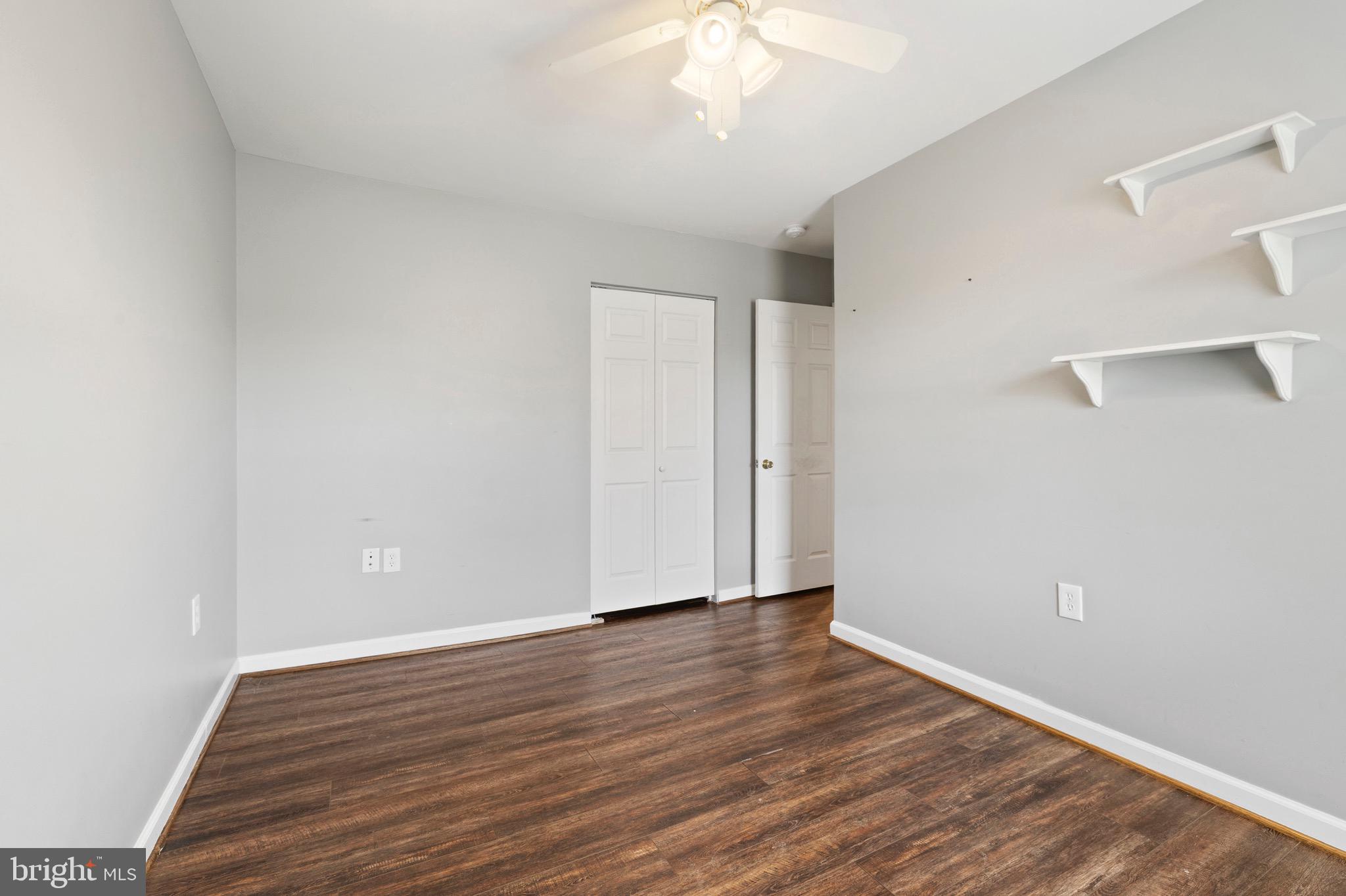 REGENCY TOWNS - Residential Lease