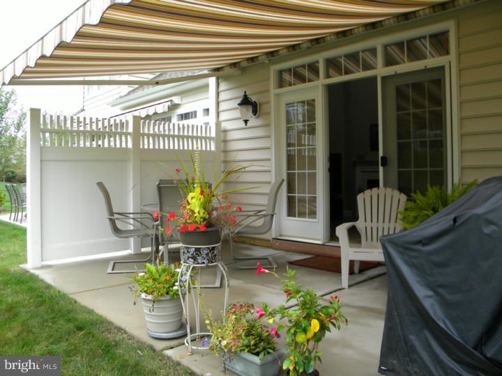 COLDSTREAM CROSSING - Residential
