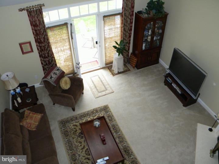 COLDSTREAM CROSSING - Residential