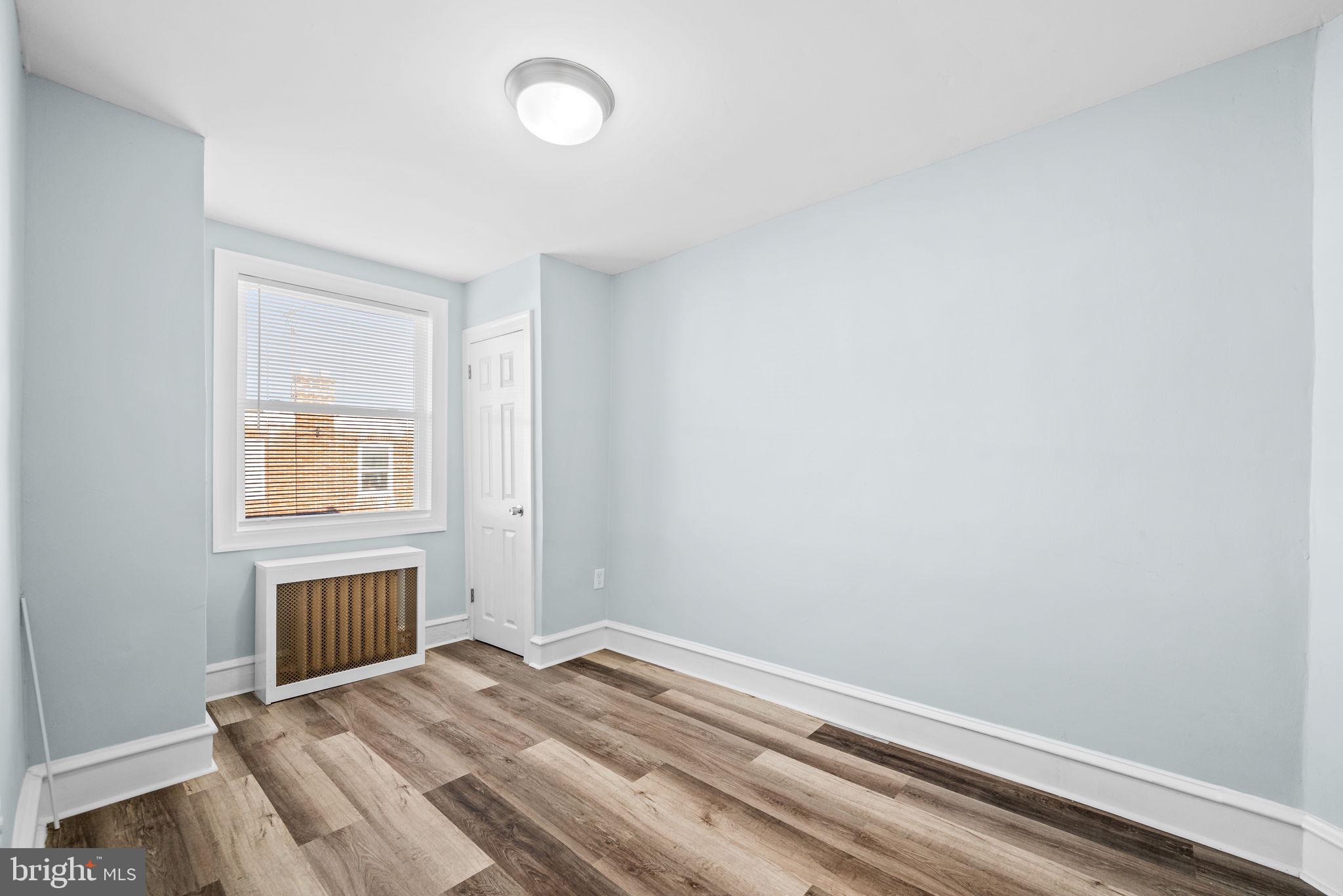 OXFORD CIRCLE - Residential