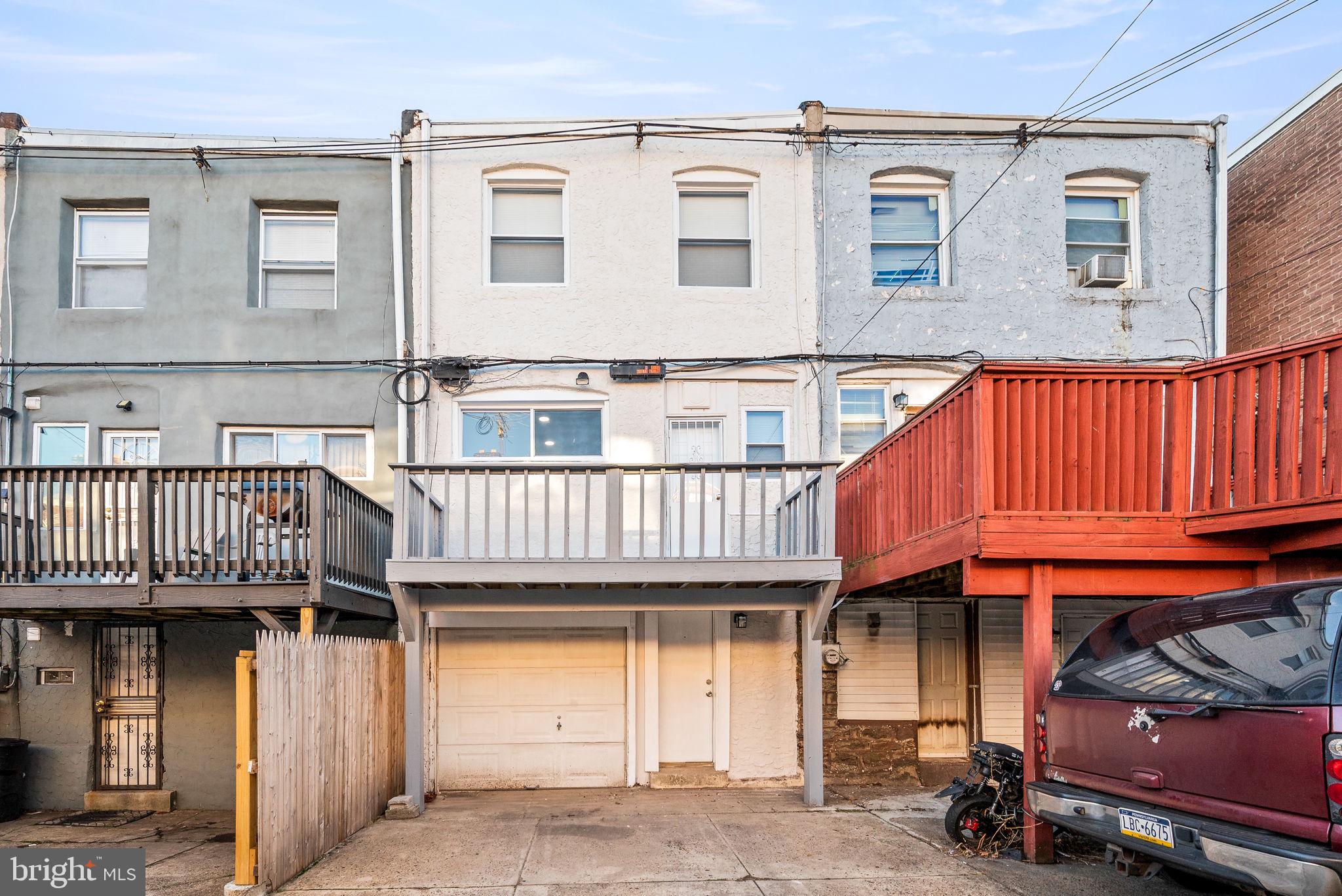 OXFORD CIRCLE - Residential