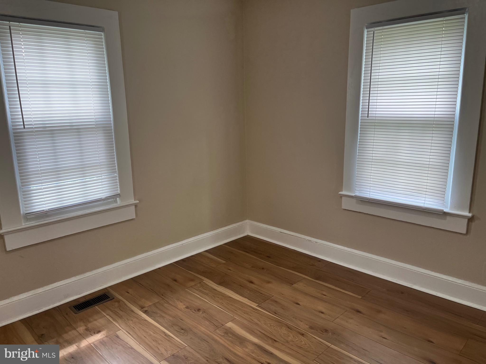 PHILLIPS - Residential Lease