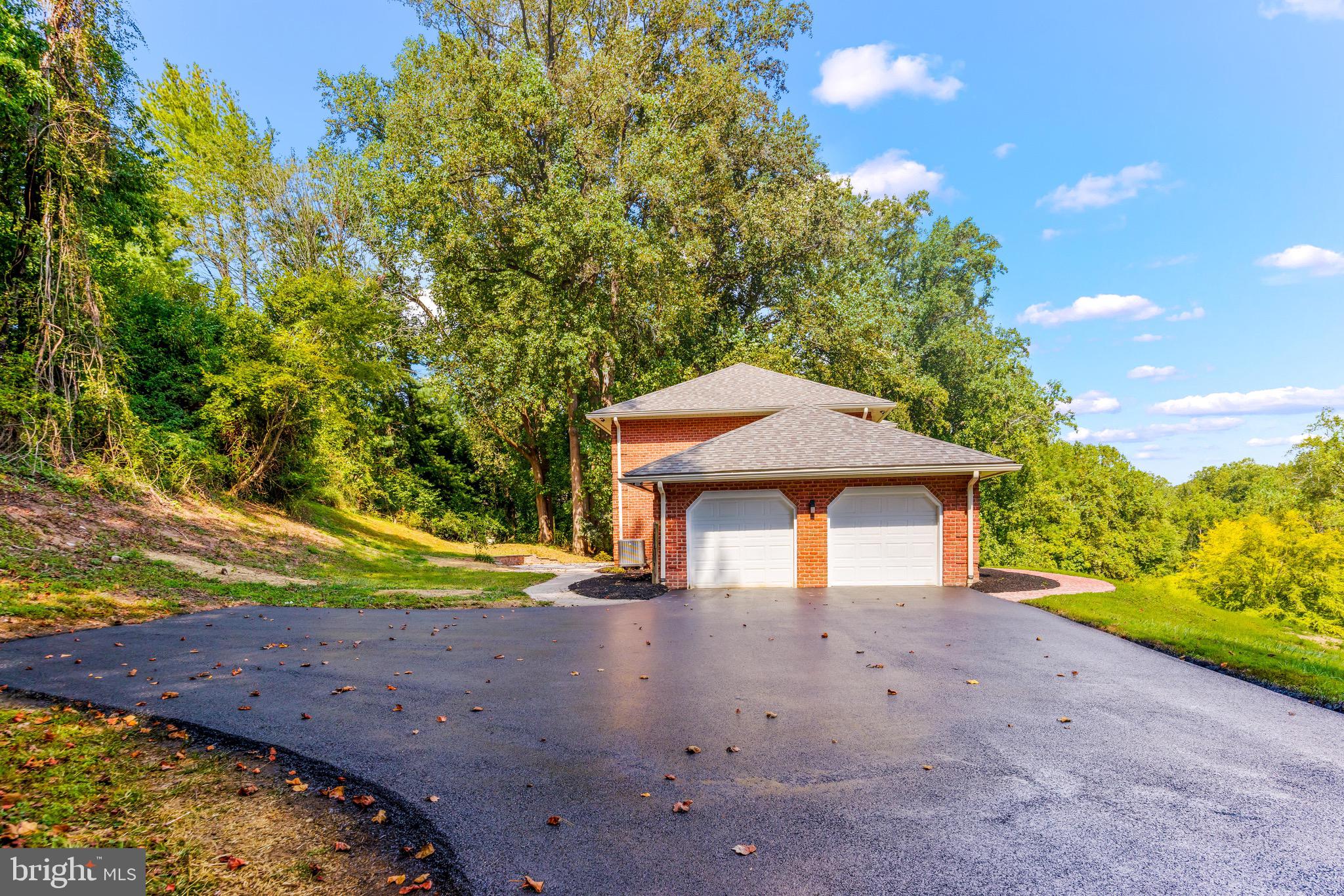 GREENLANDS HUNT VALLEY - Residential