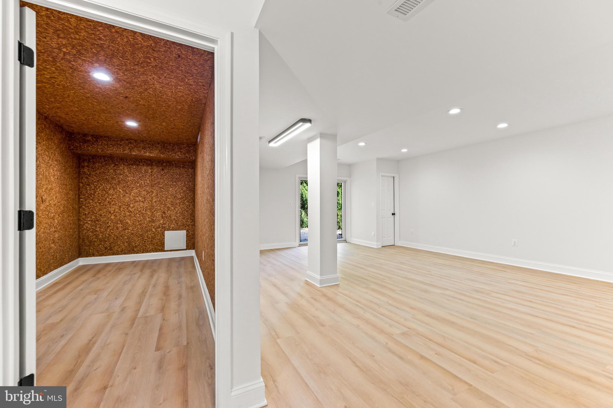 GREENLANDS HUNT VALLEY - Residential