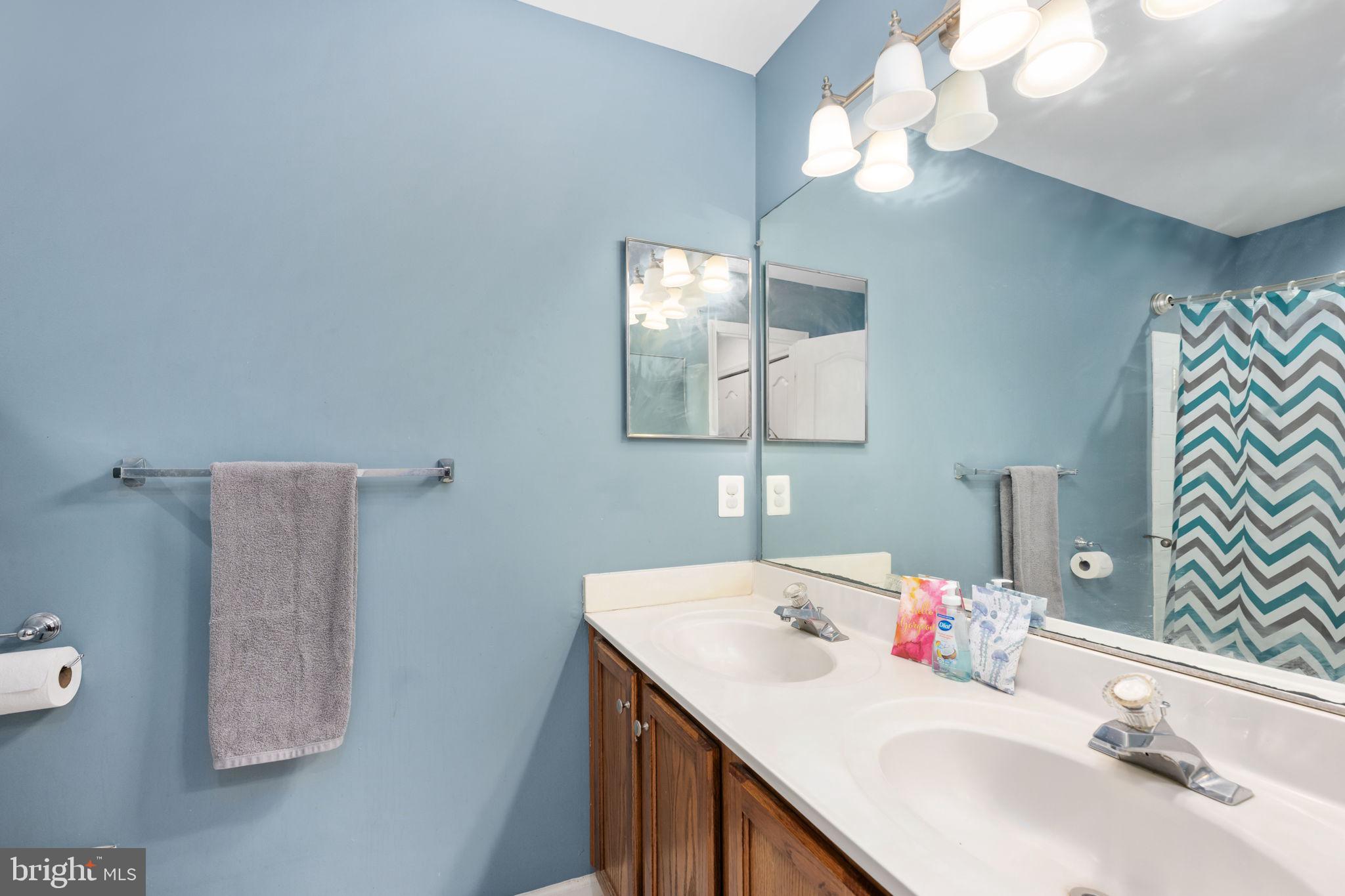 SPYGLASS HILL - Residential Lease