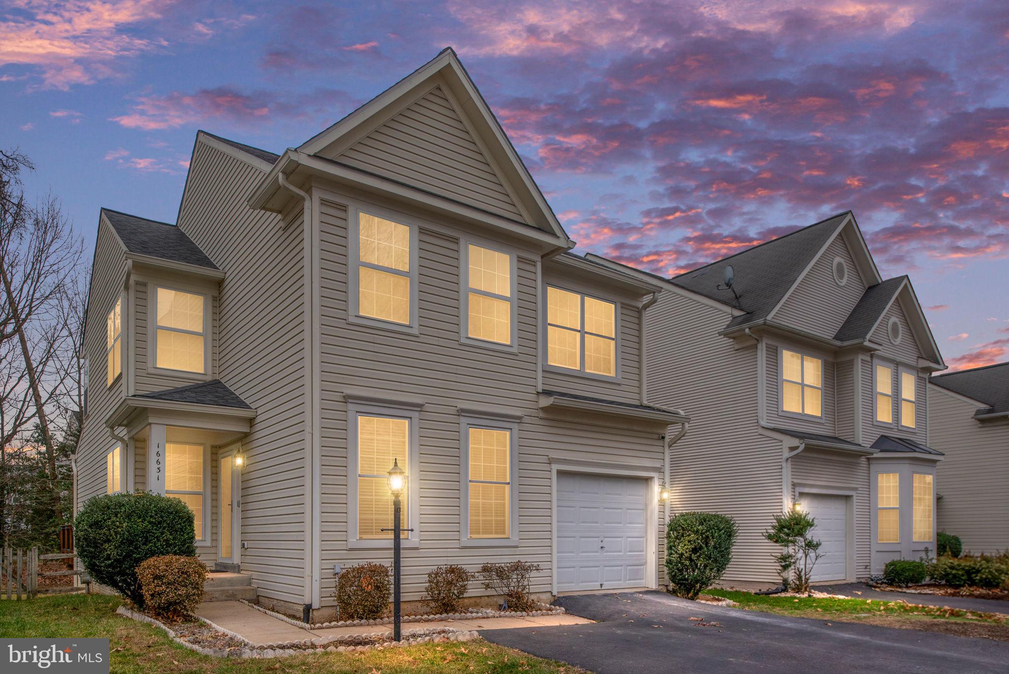 SPYGLASS HILL - Residential Lease