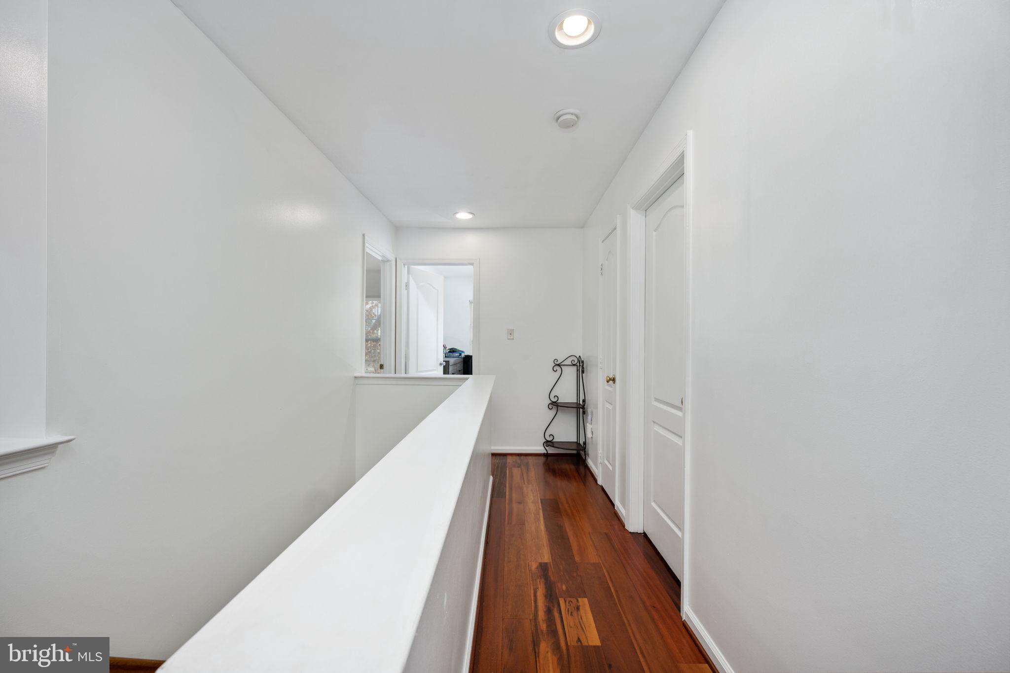 SPYGLASS HILL - Residential Lease