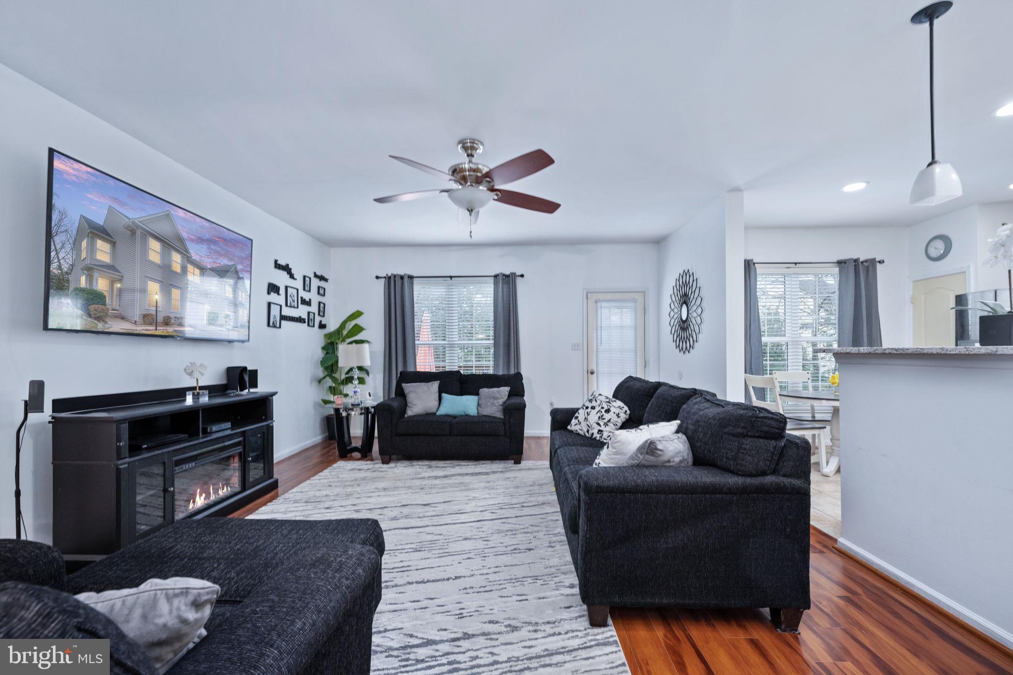 SPYGLASS HILL - Residential Lease