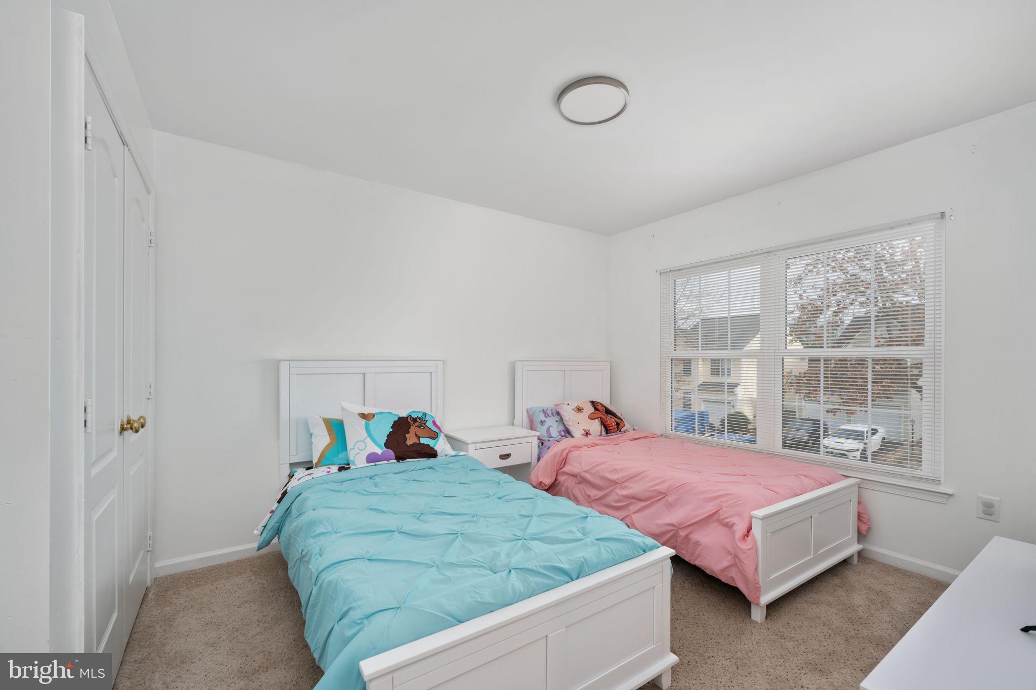 SPYGLASS HILL - Residential Lease